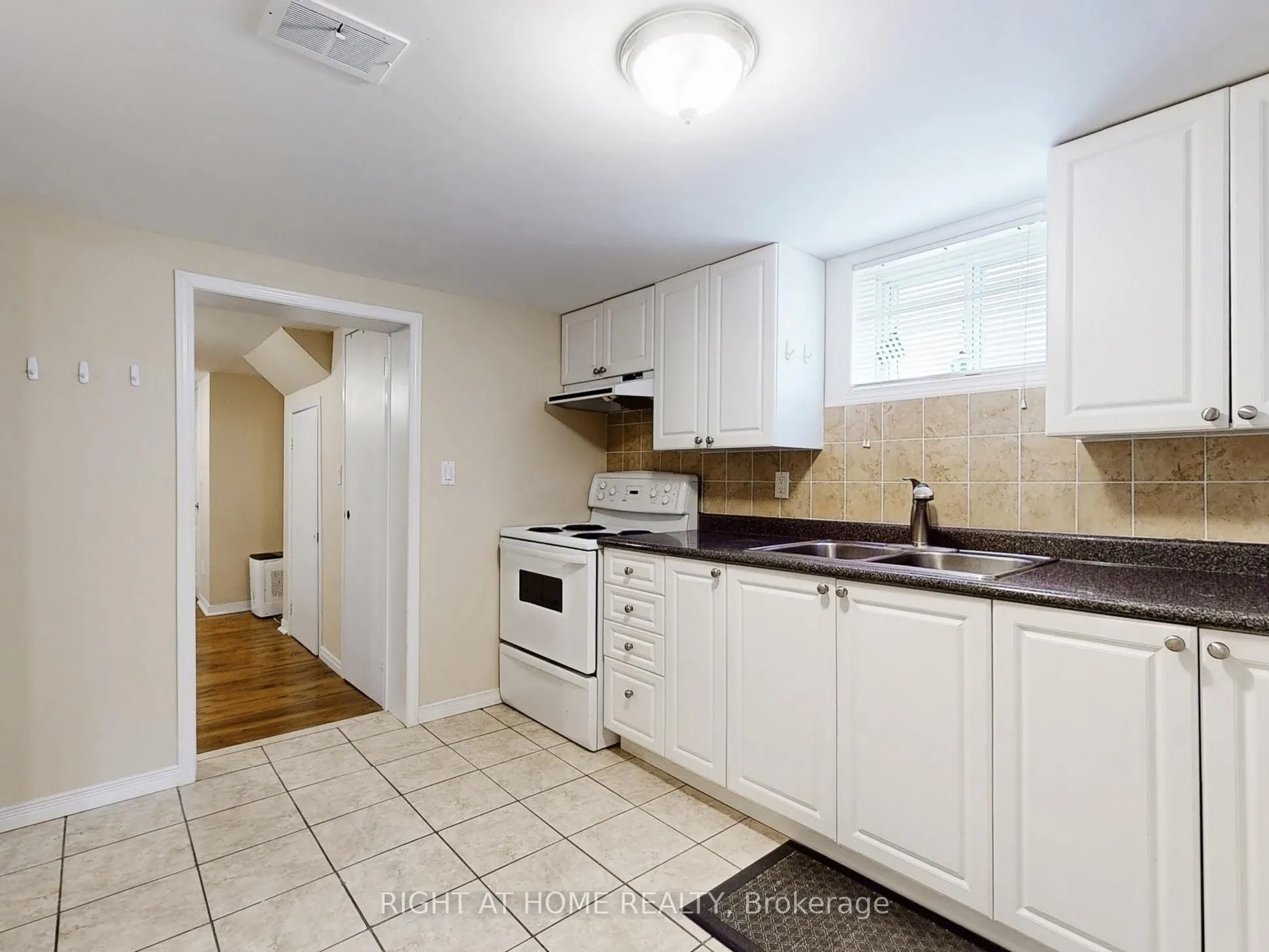 120 Marchington Circle