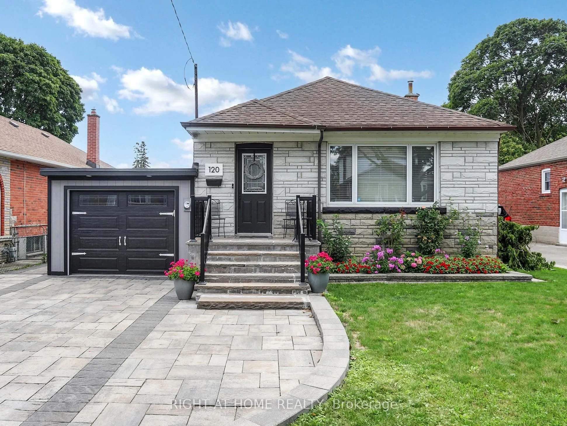 120 Marchington Circle