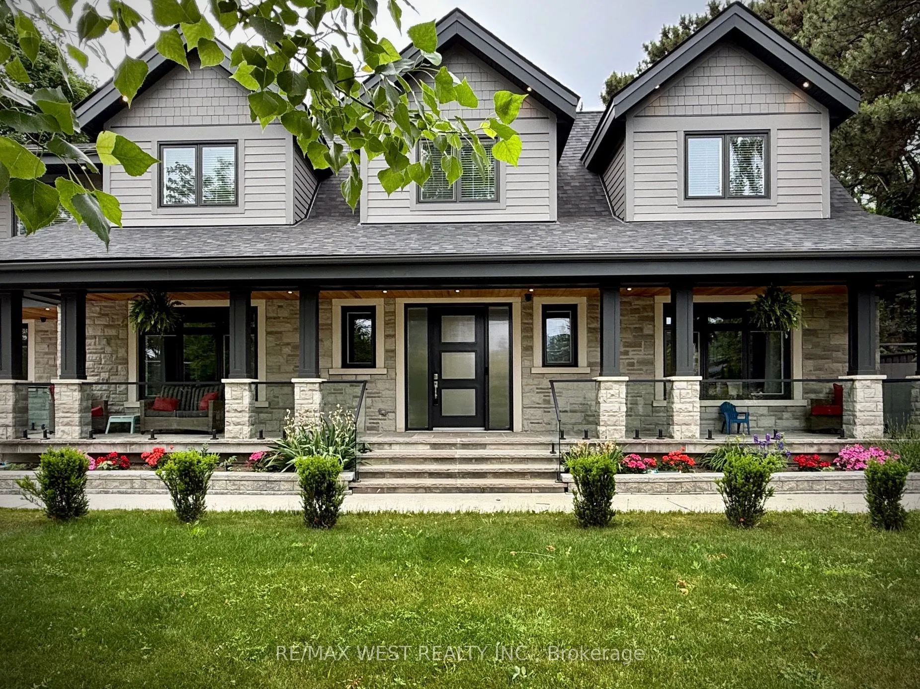 18 Windy Ridge Drive