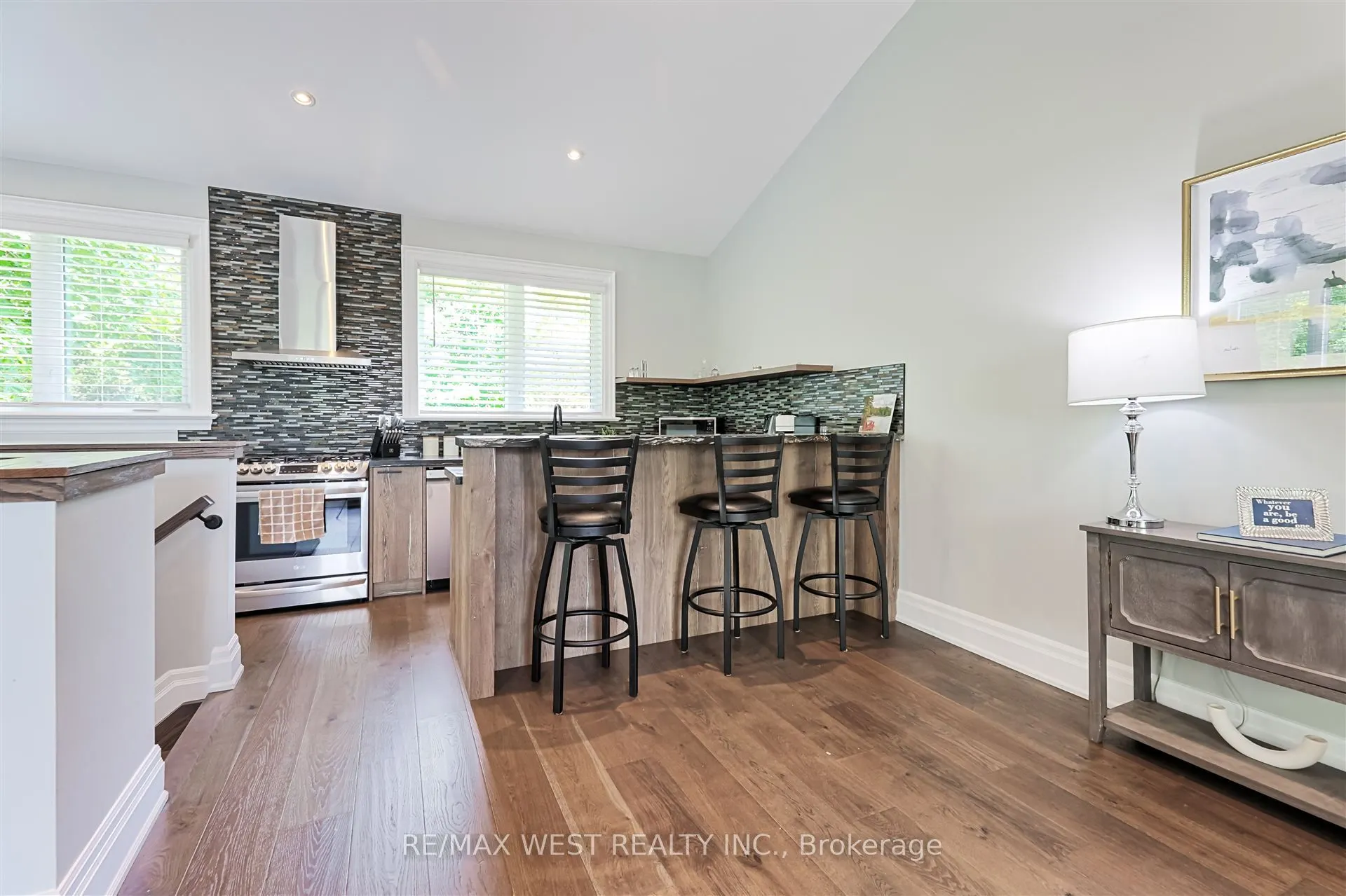 18 Windy Ridge Drive