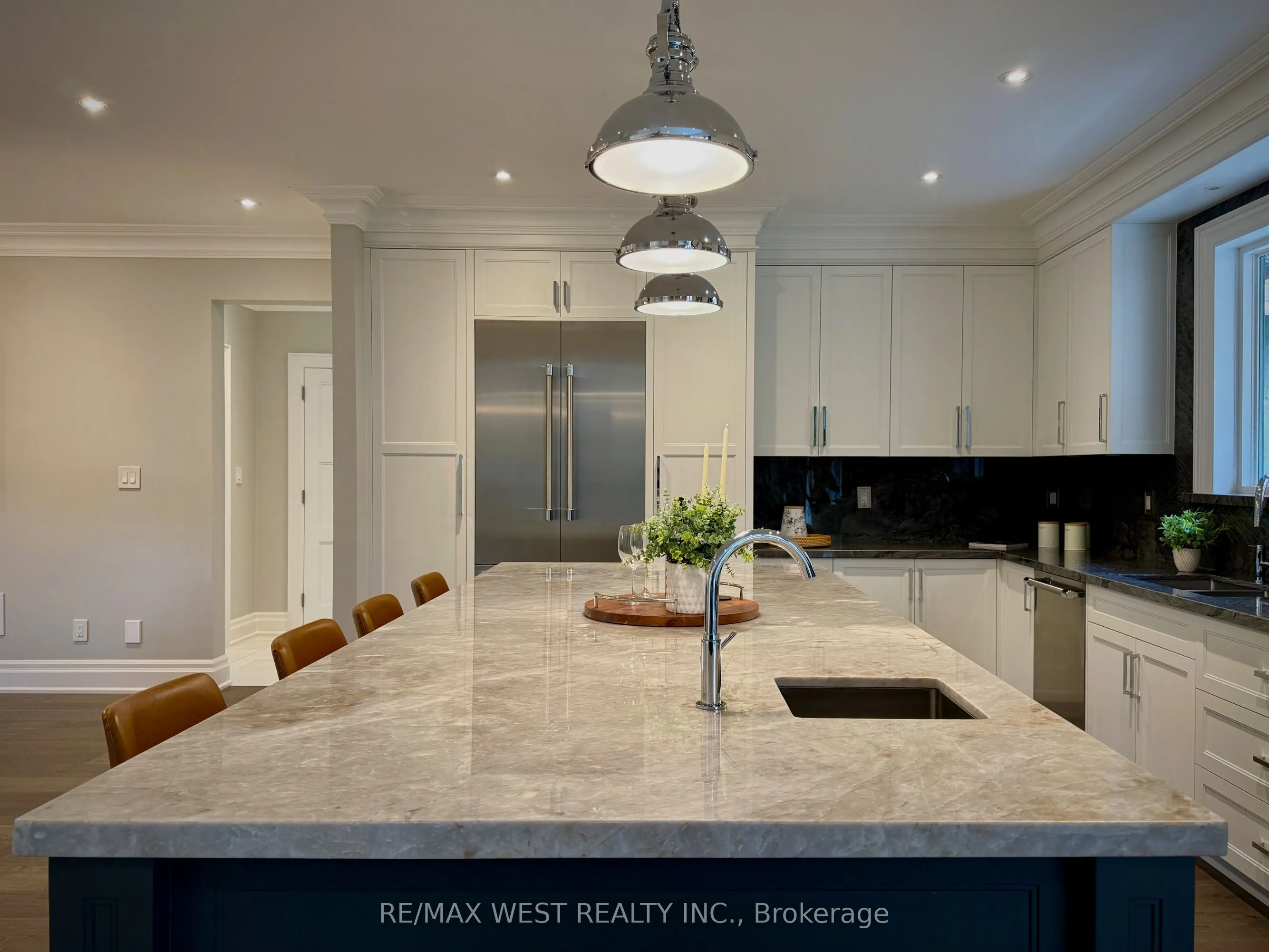 18 Windy Ridge Drive