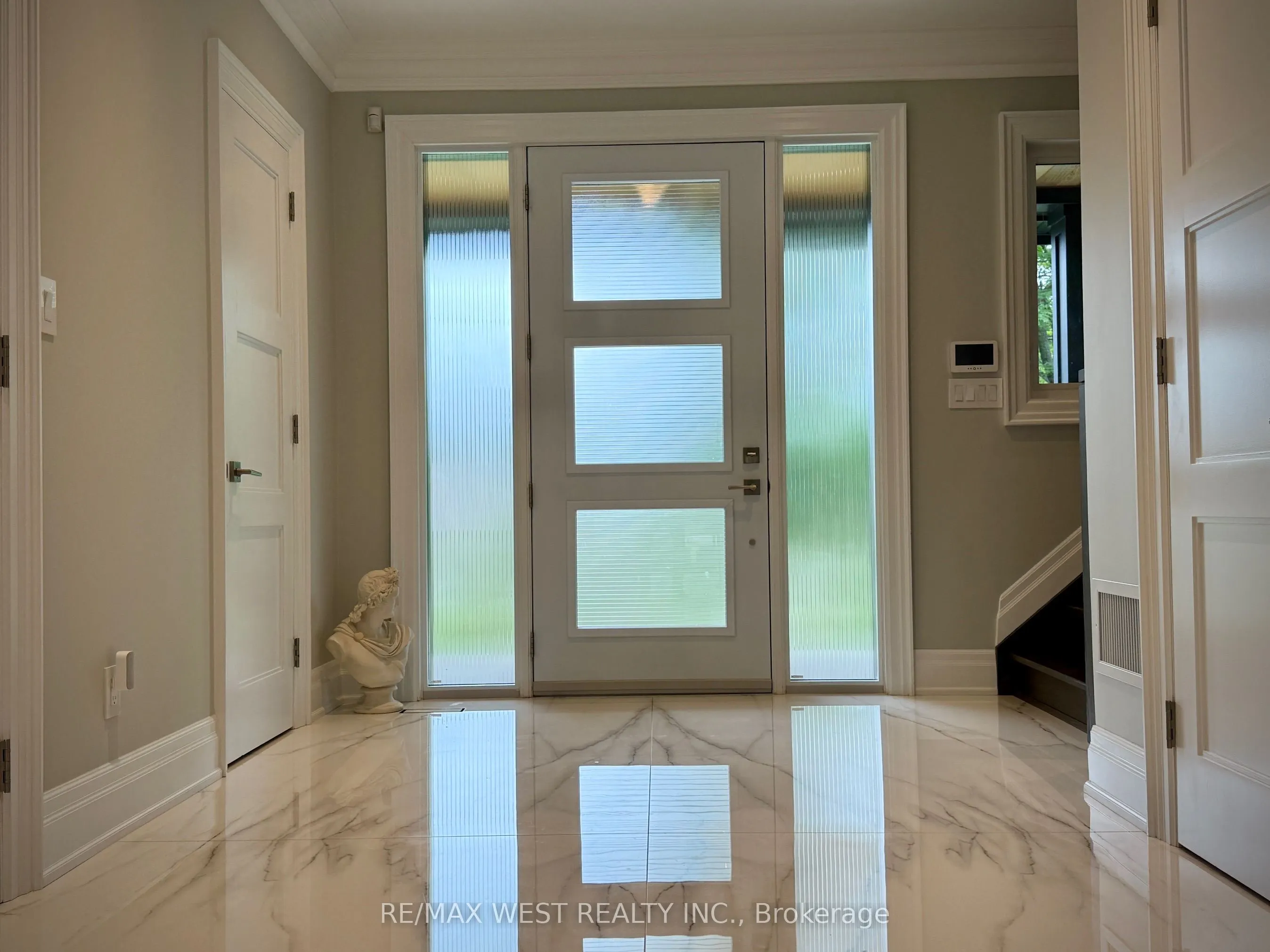 18 Windy Ridge Drive