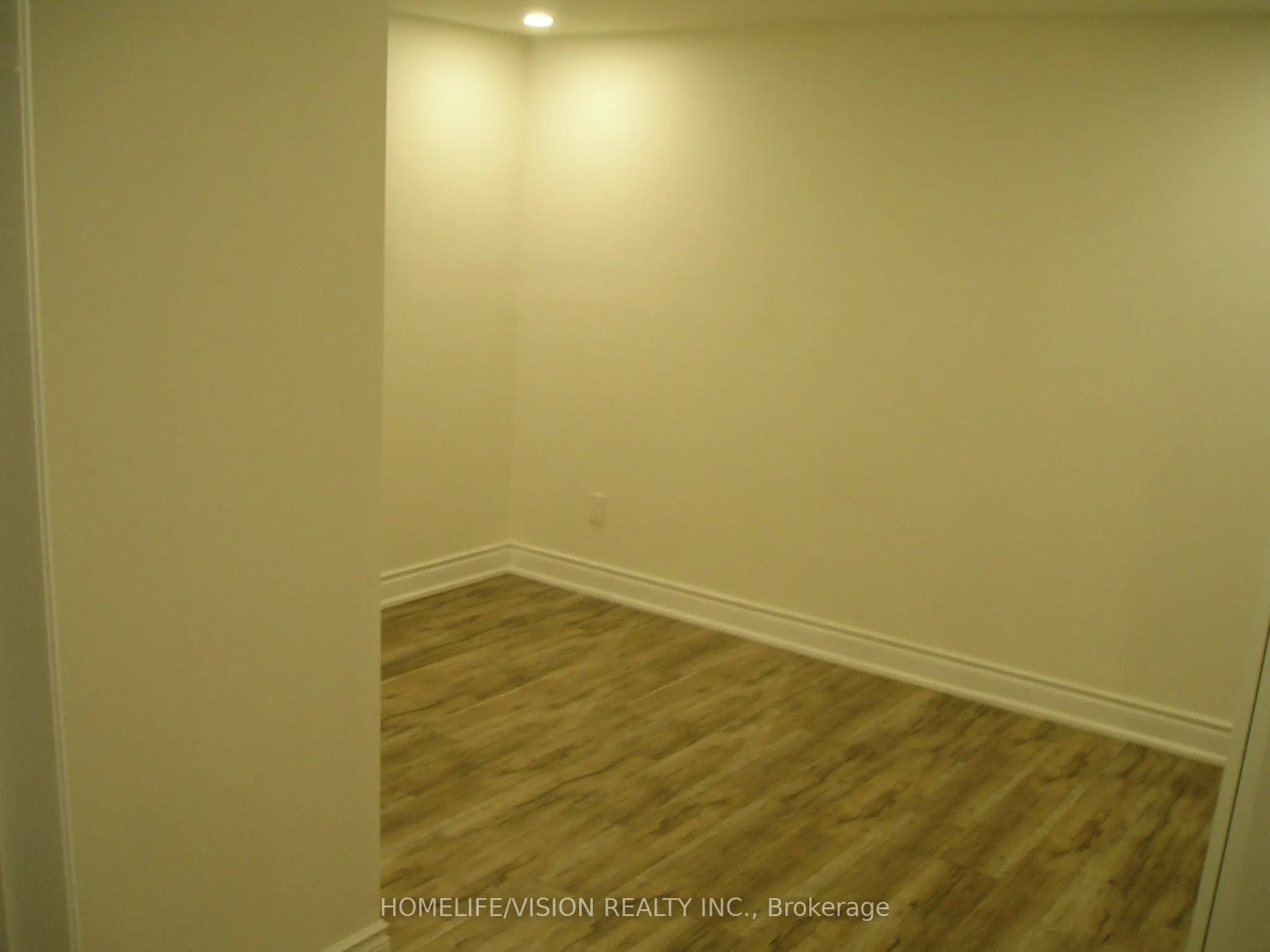 5 Orlando Boulevard