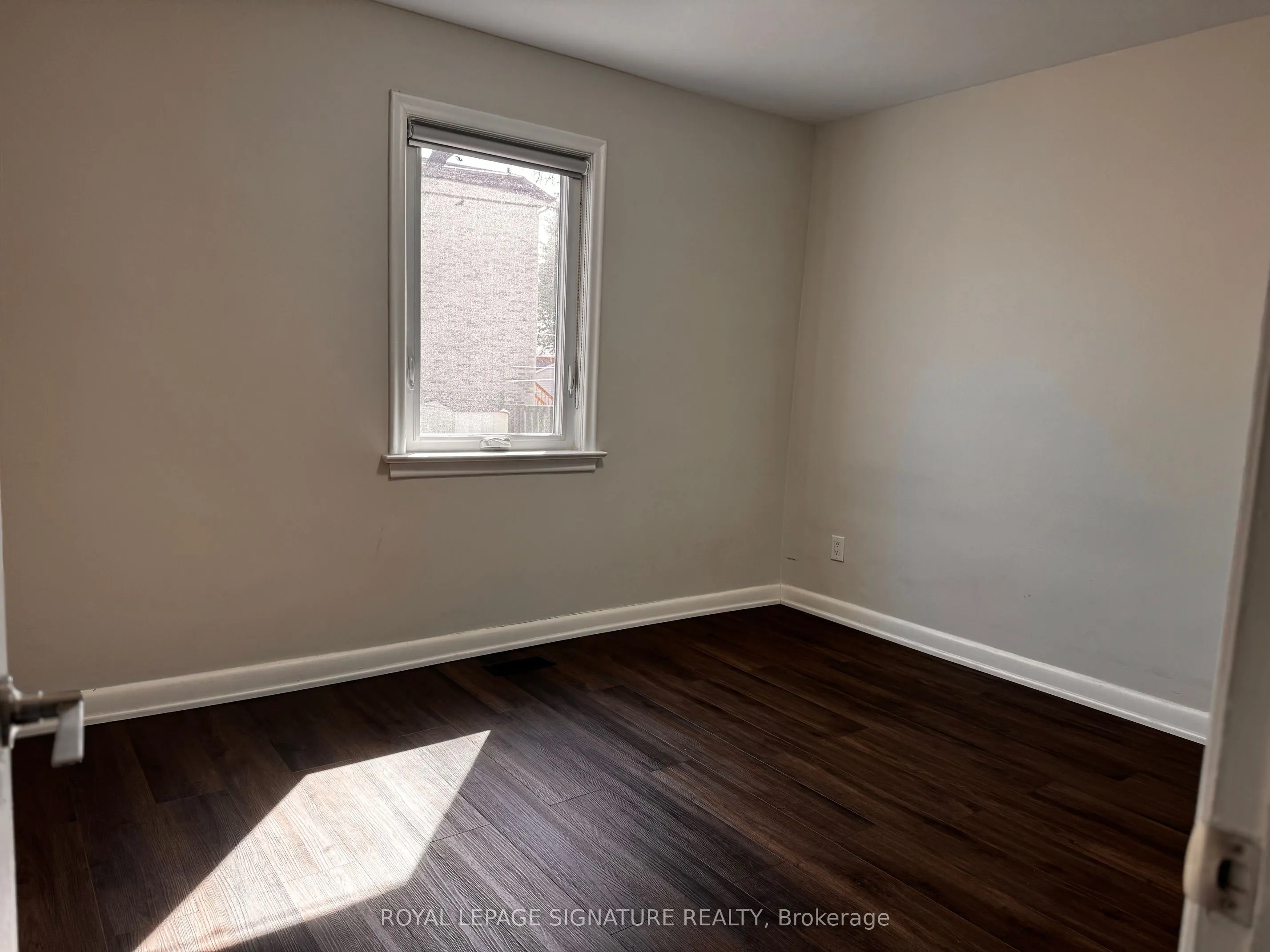 103 Ranstone Gardens, #Main