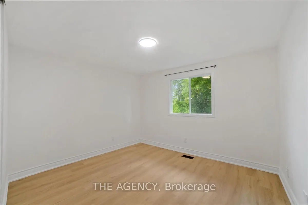 187 Seneca Avenue