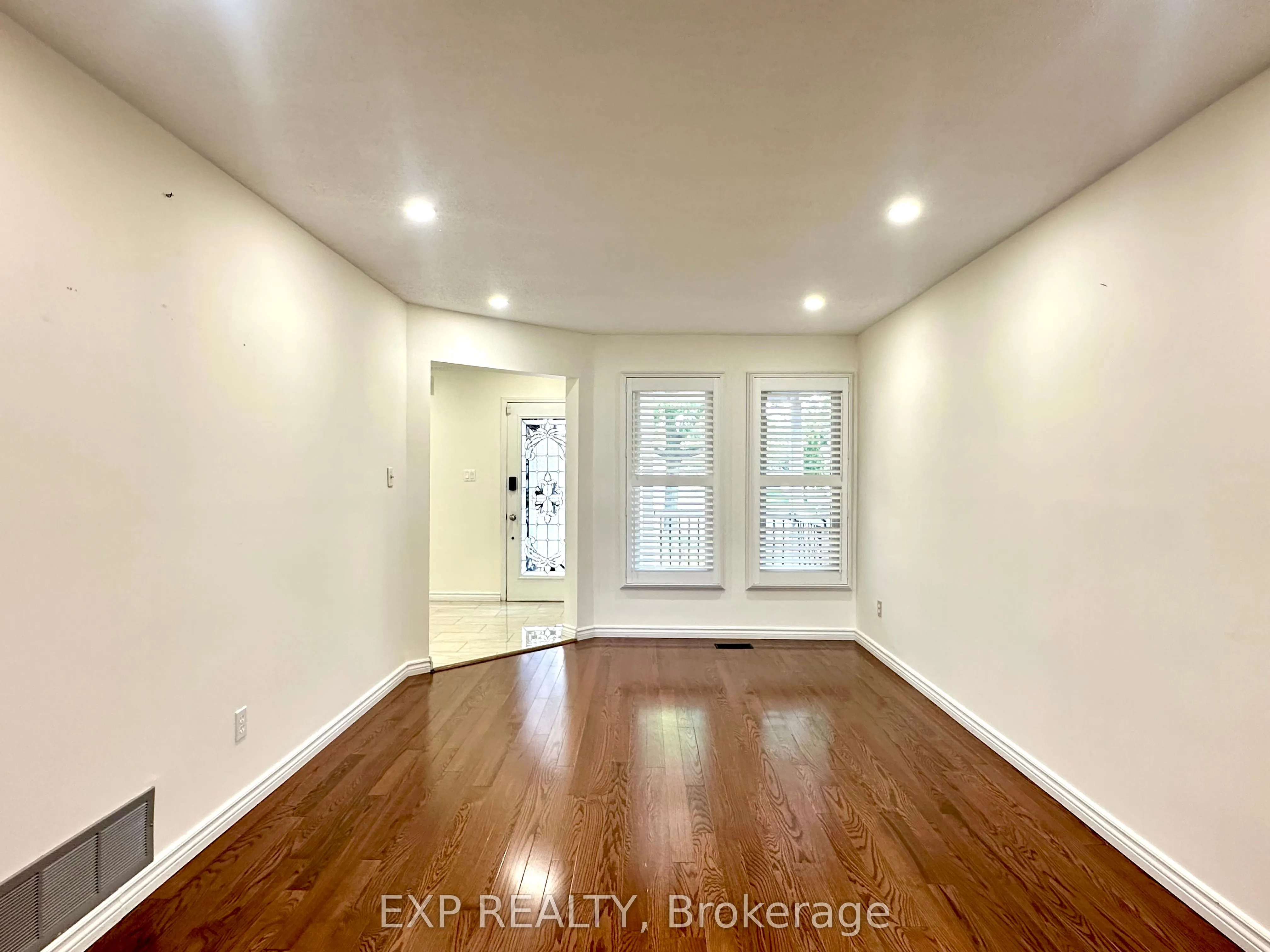 16 Sullivan Drive