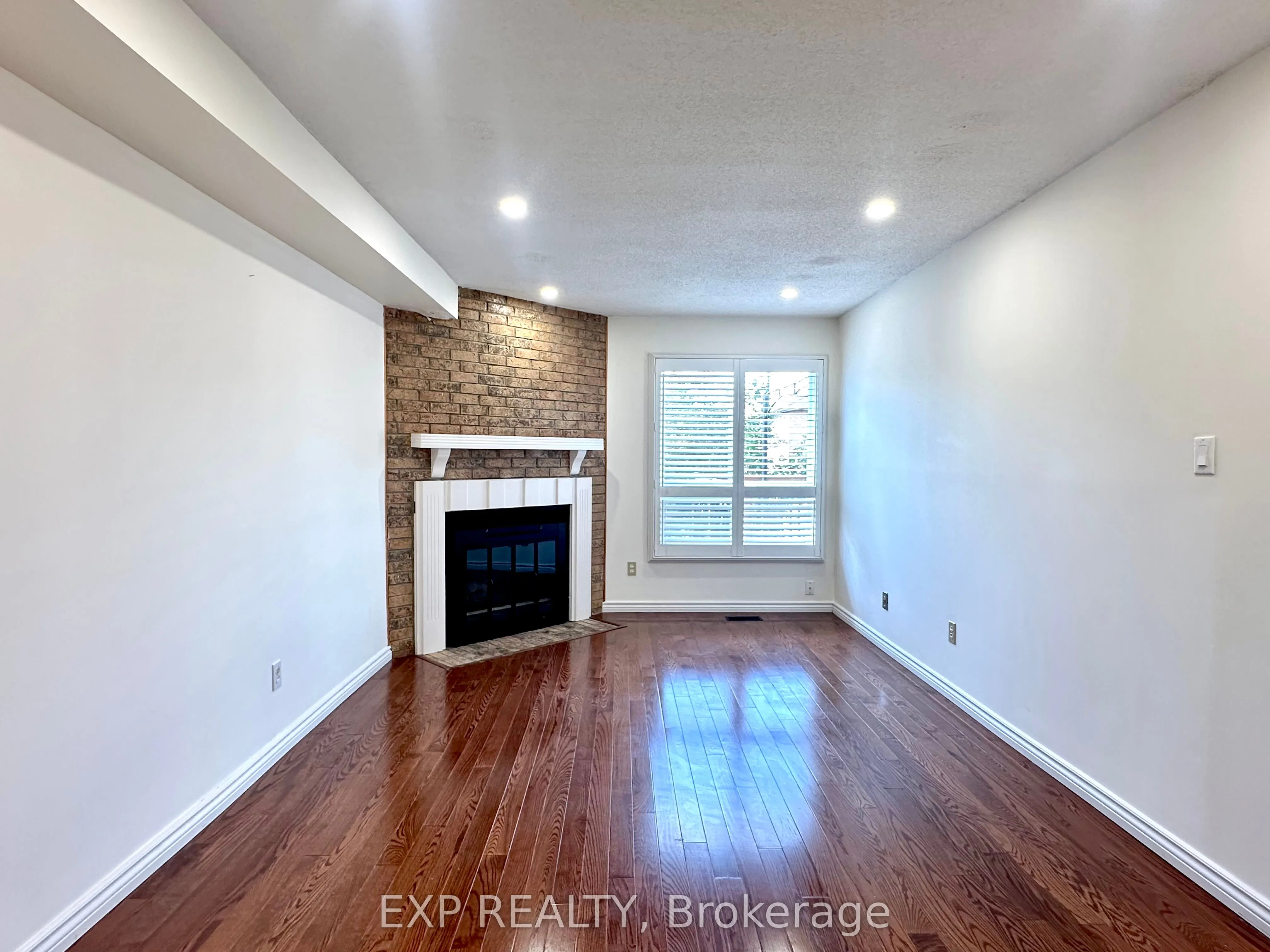 16 Sullivan Drive