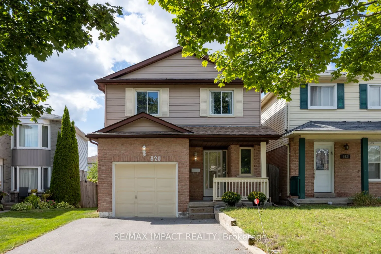 820 Bennett Crescent