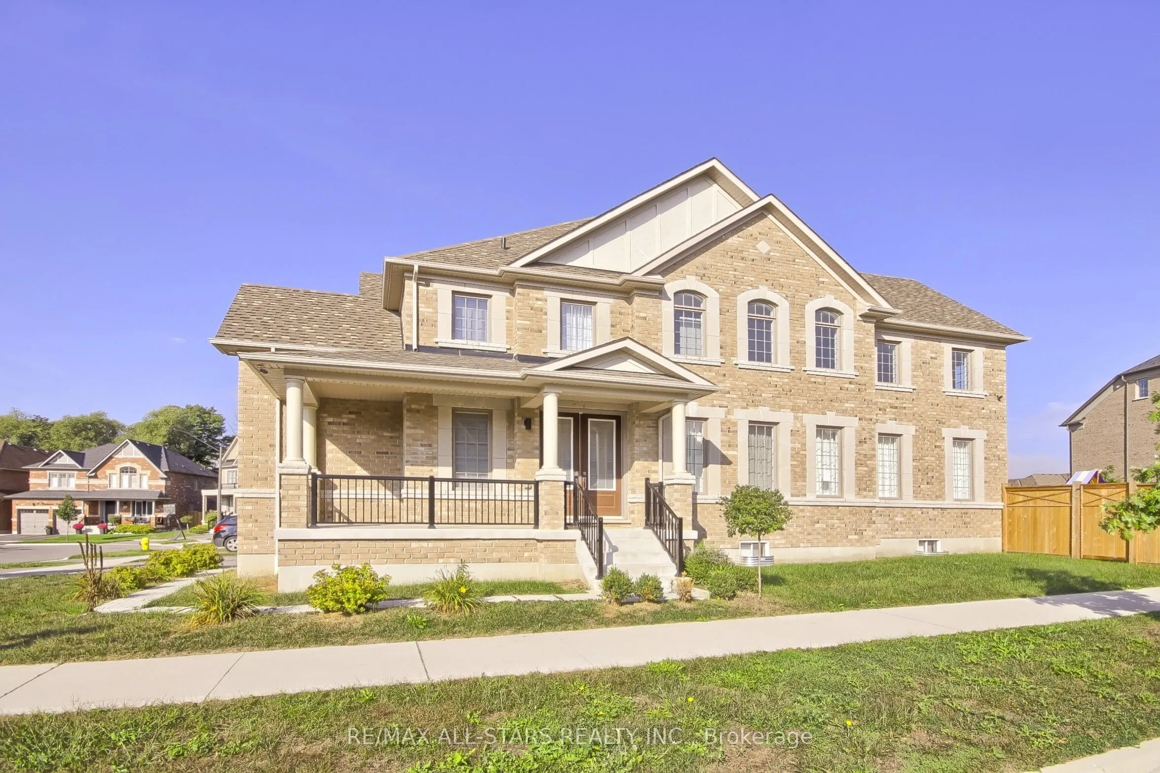 18 Pennine Drive