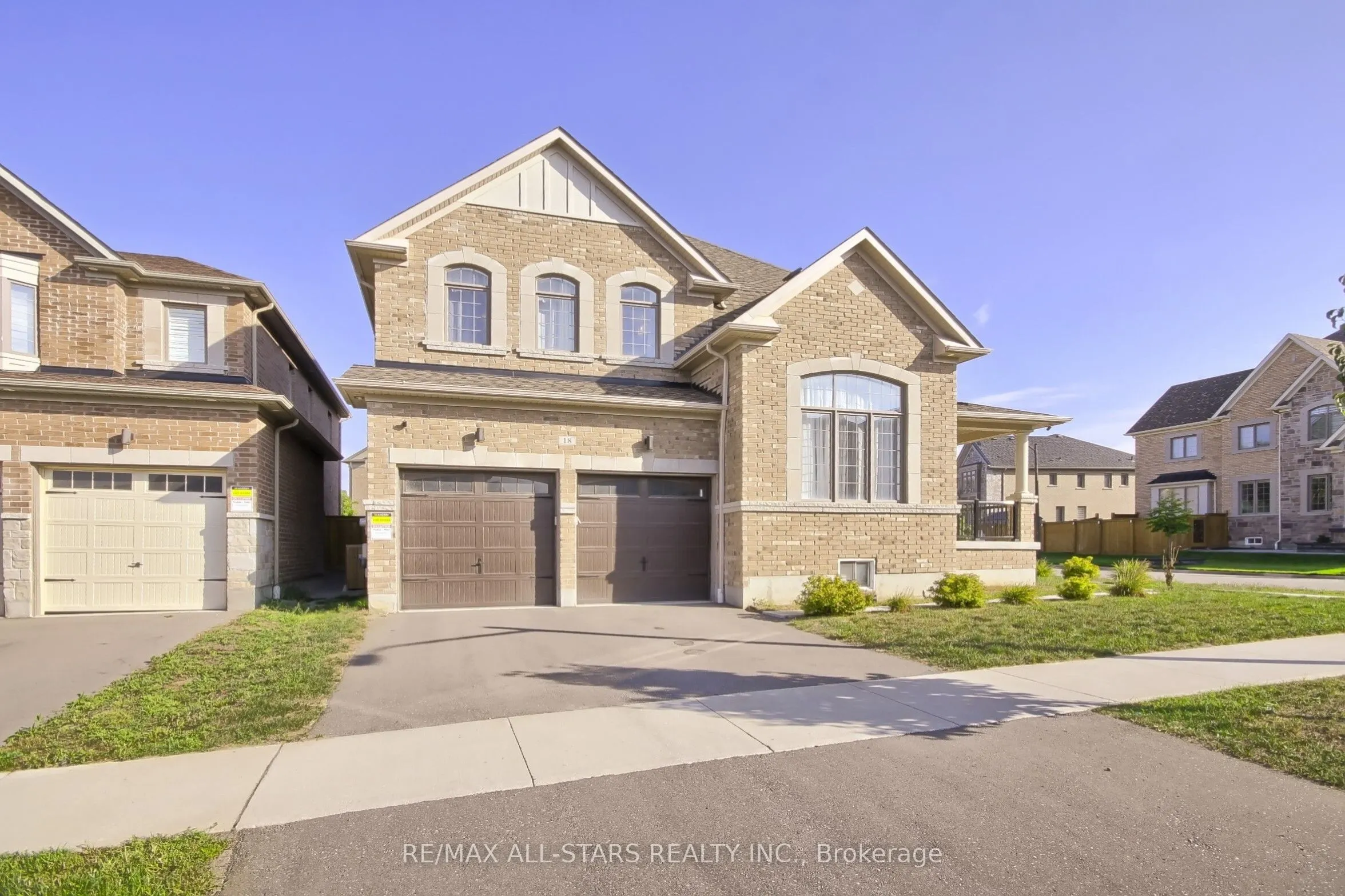 18 Pennine Drive
