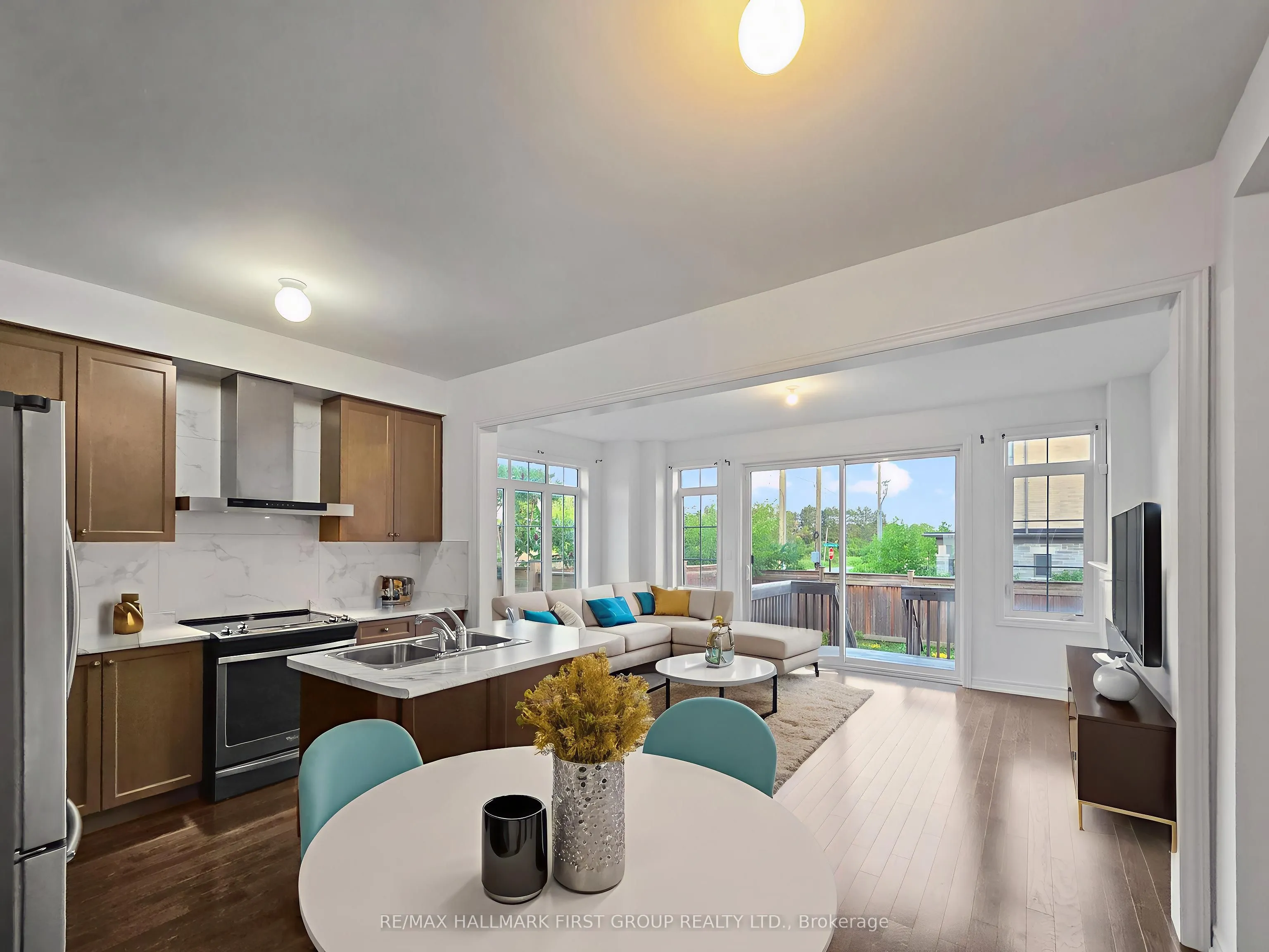275 Shadow Place