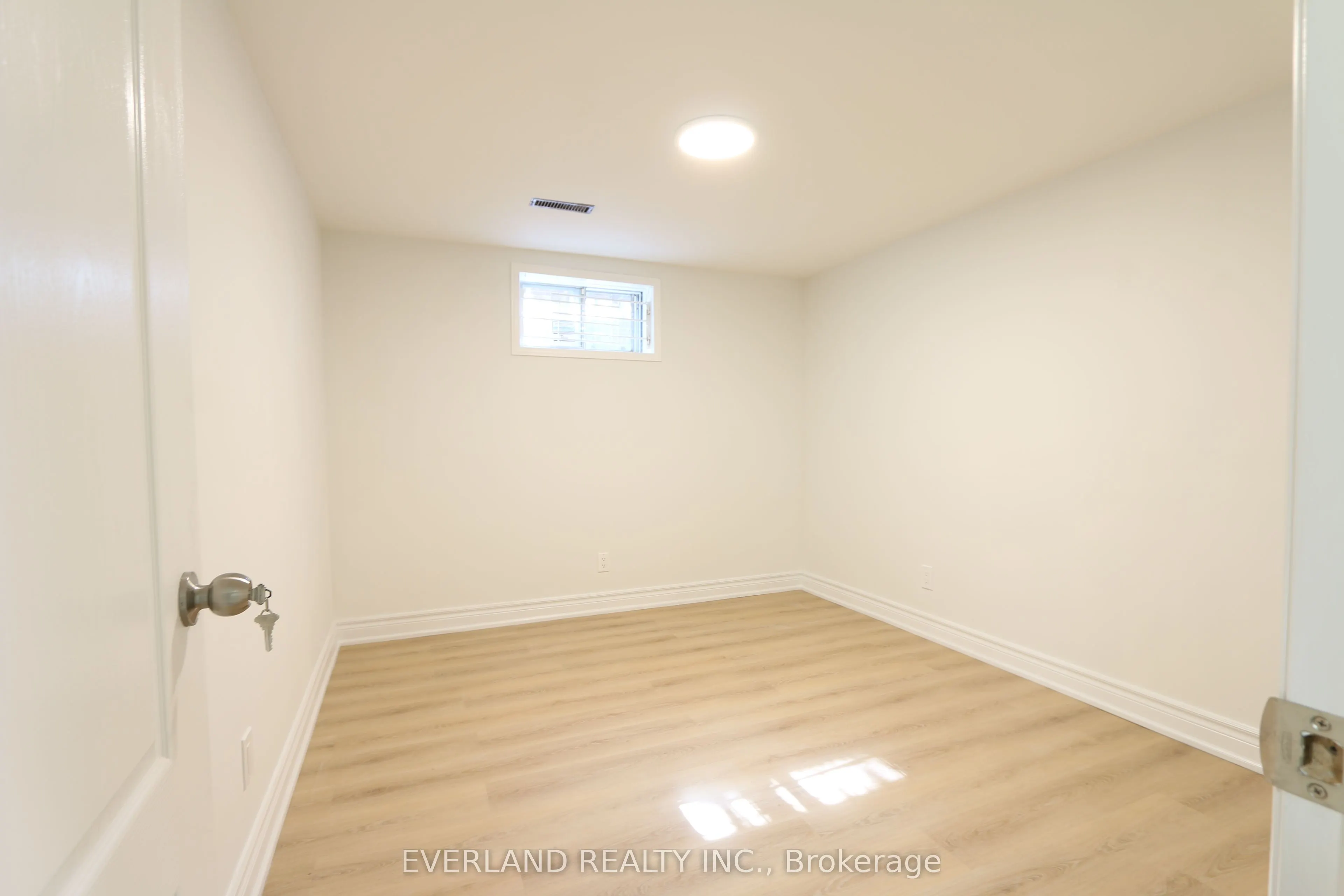 73 Shellamwood Trail, #Lower Level