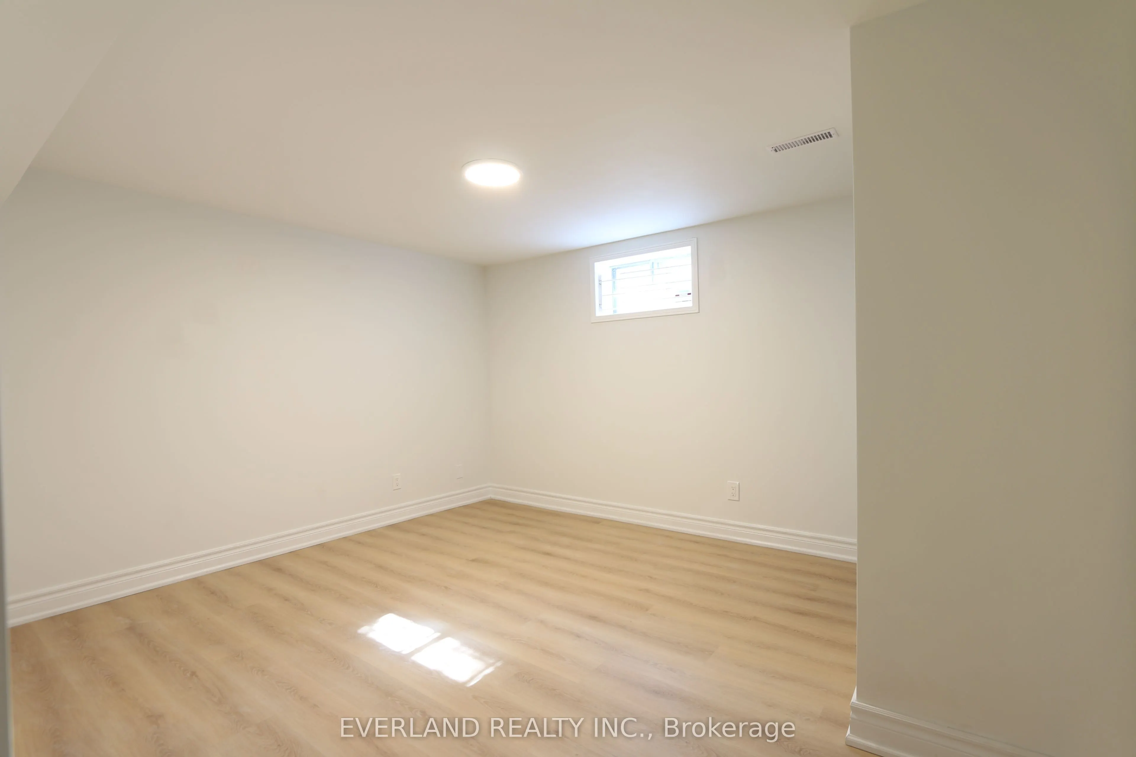 73 Shellamwood Trail, #Lower Level
