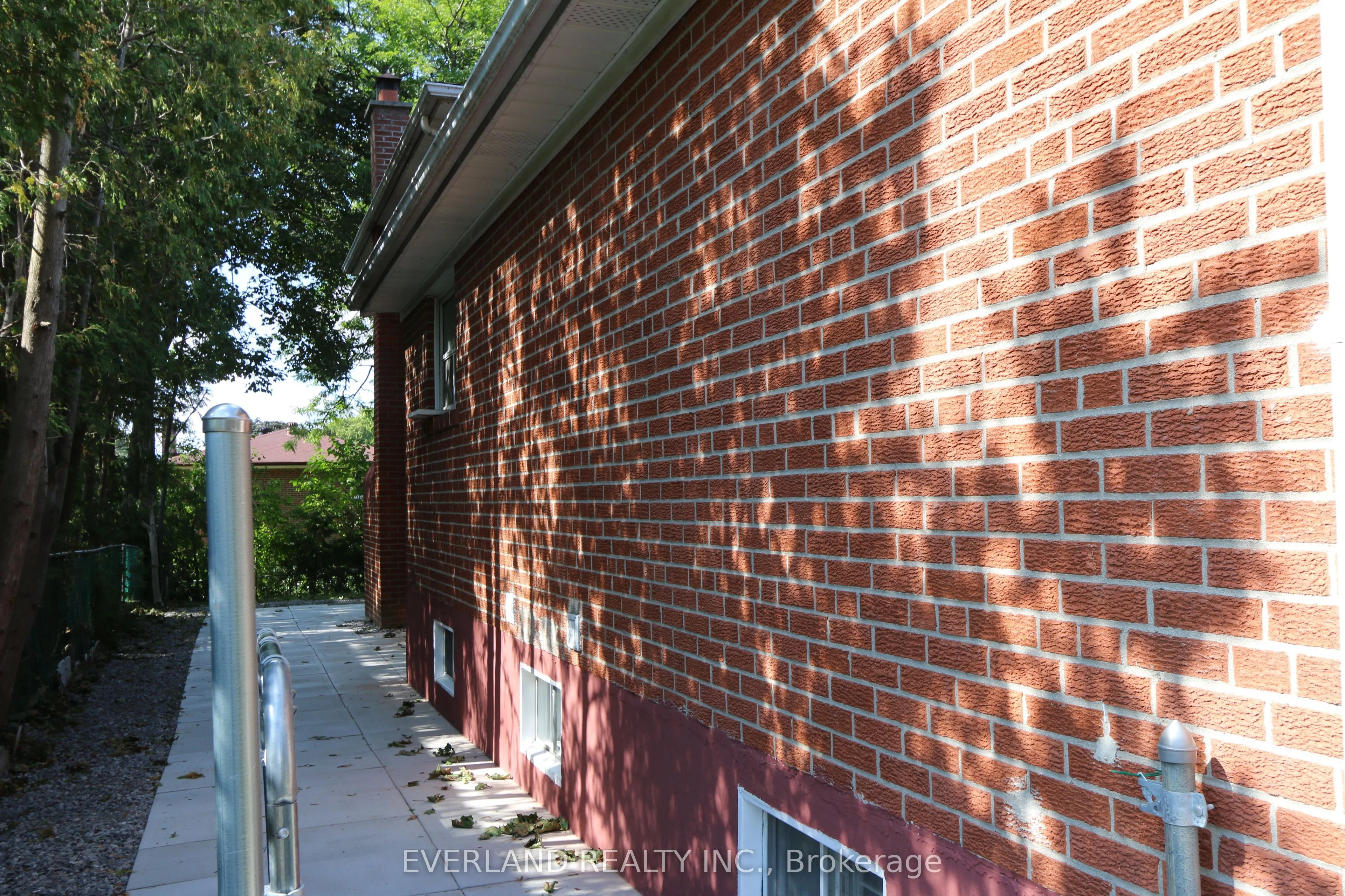 73 Shellamwood Trail, #Lower Level