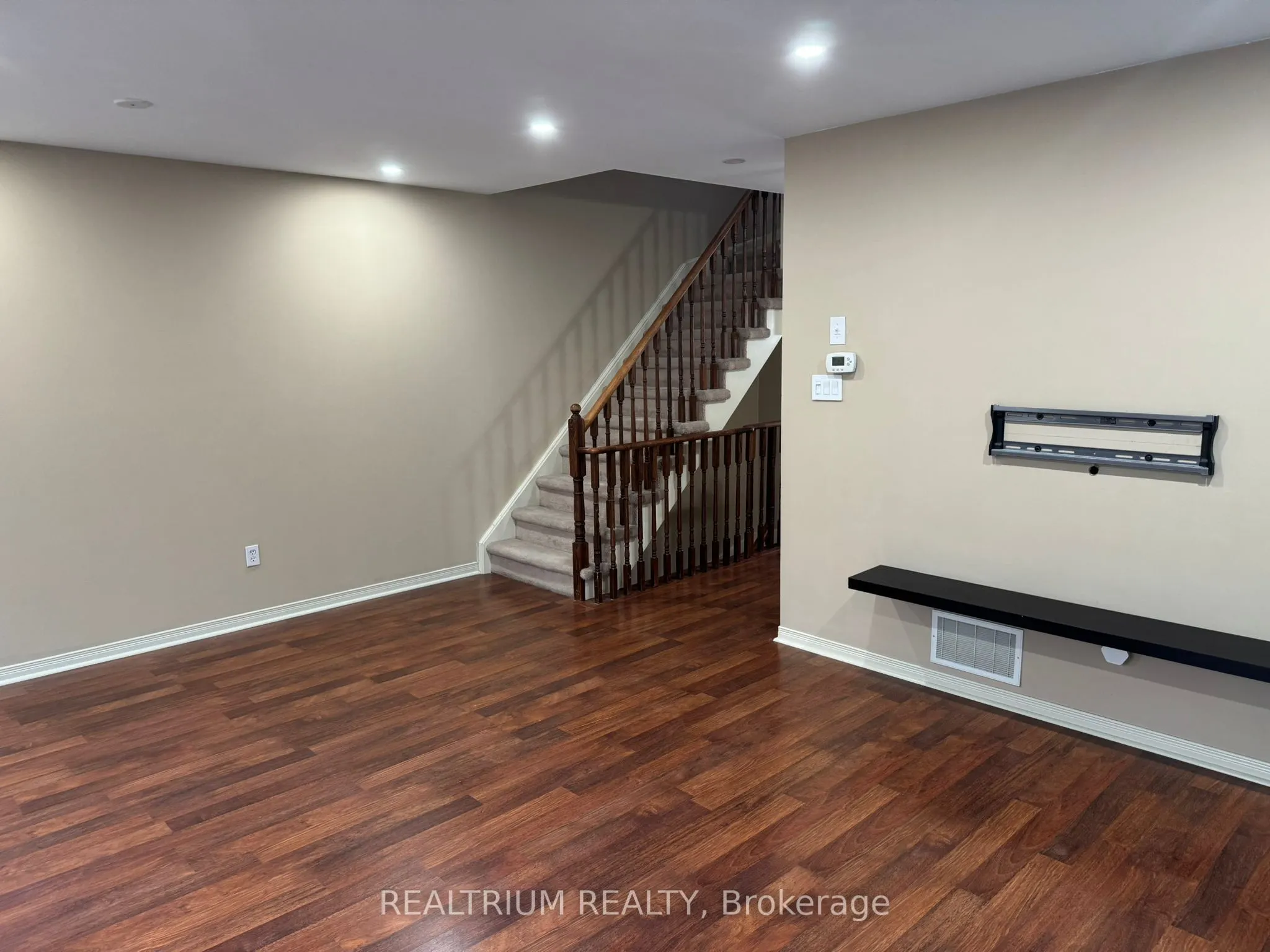 1850 Kingston Road, #39