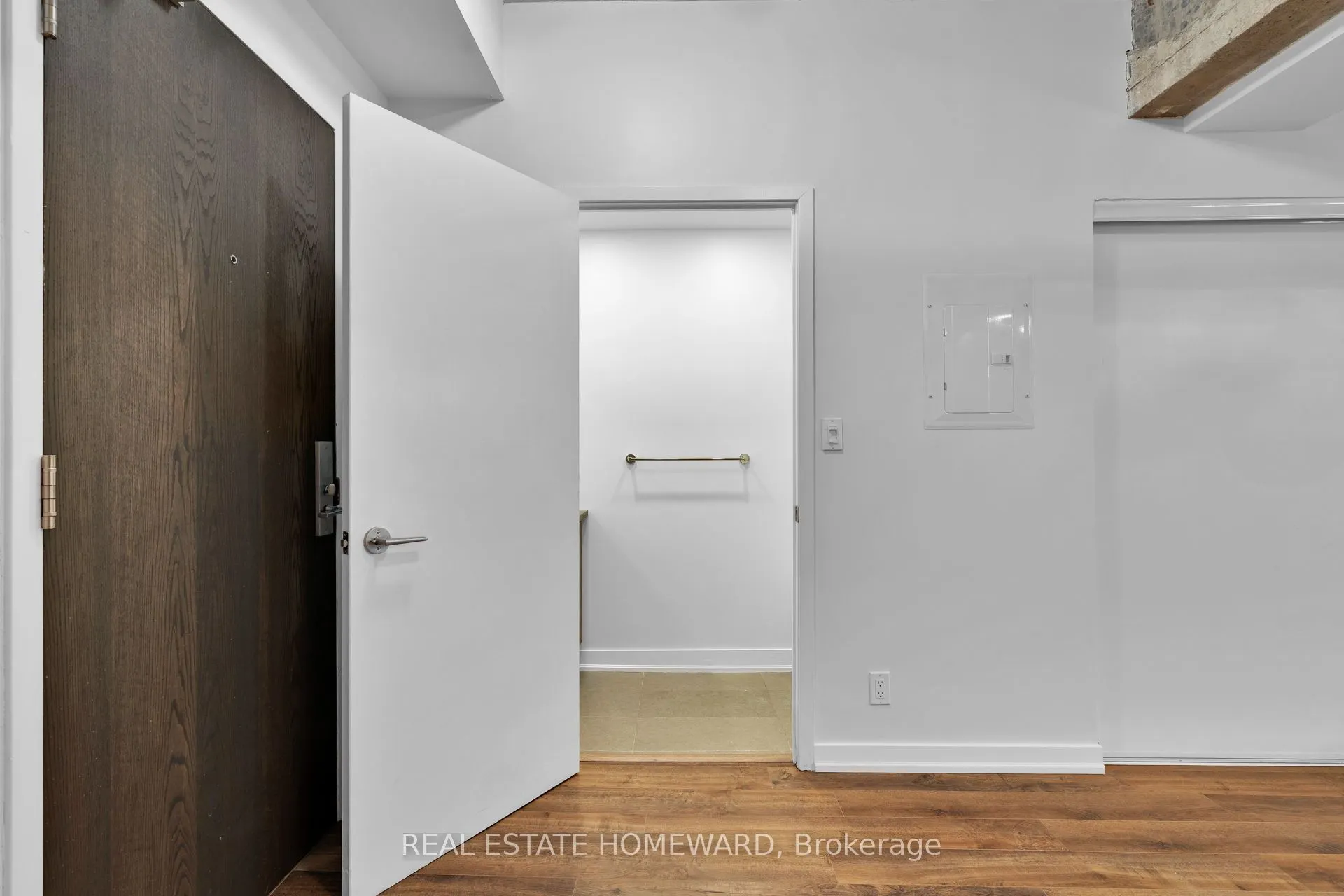 201 Carlaw Avenue, #128