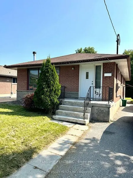 127 Cabot Street