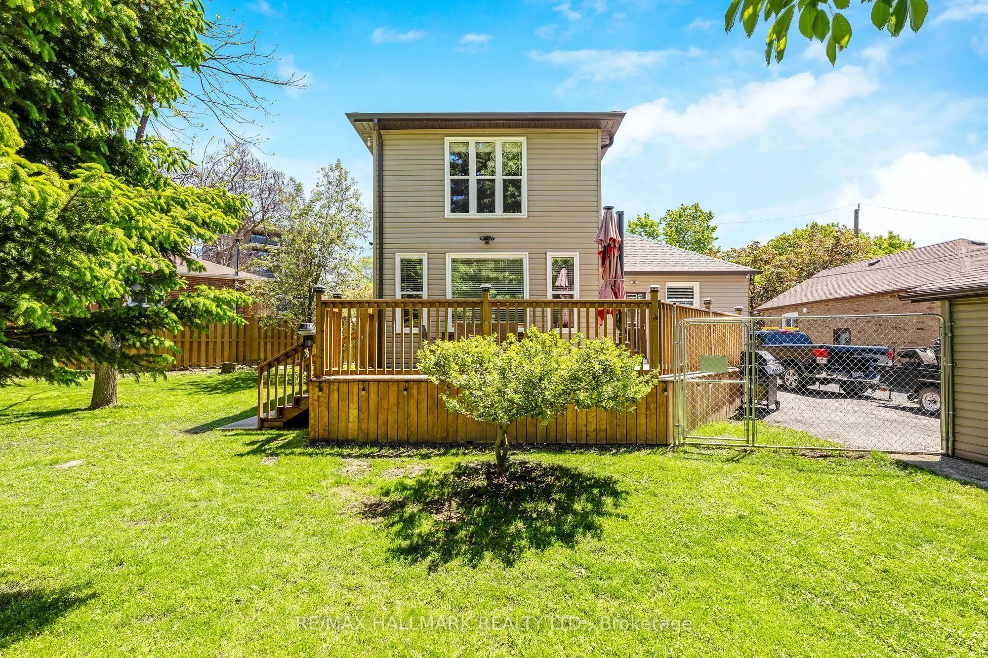 142 Meighen Avenue