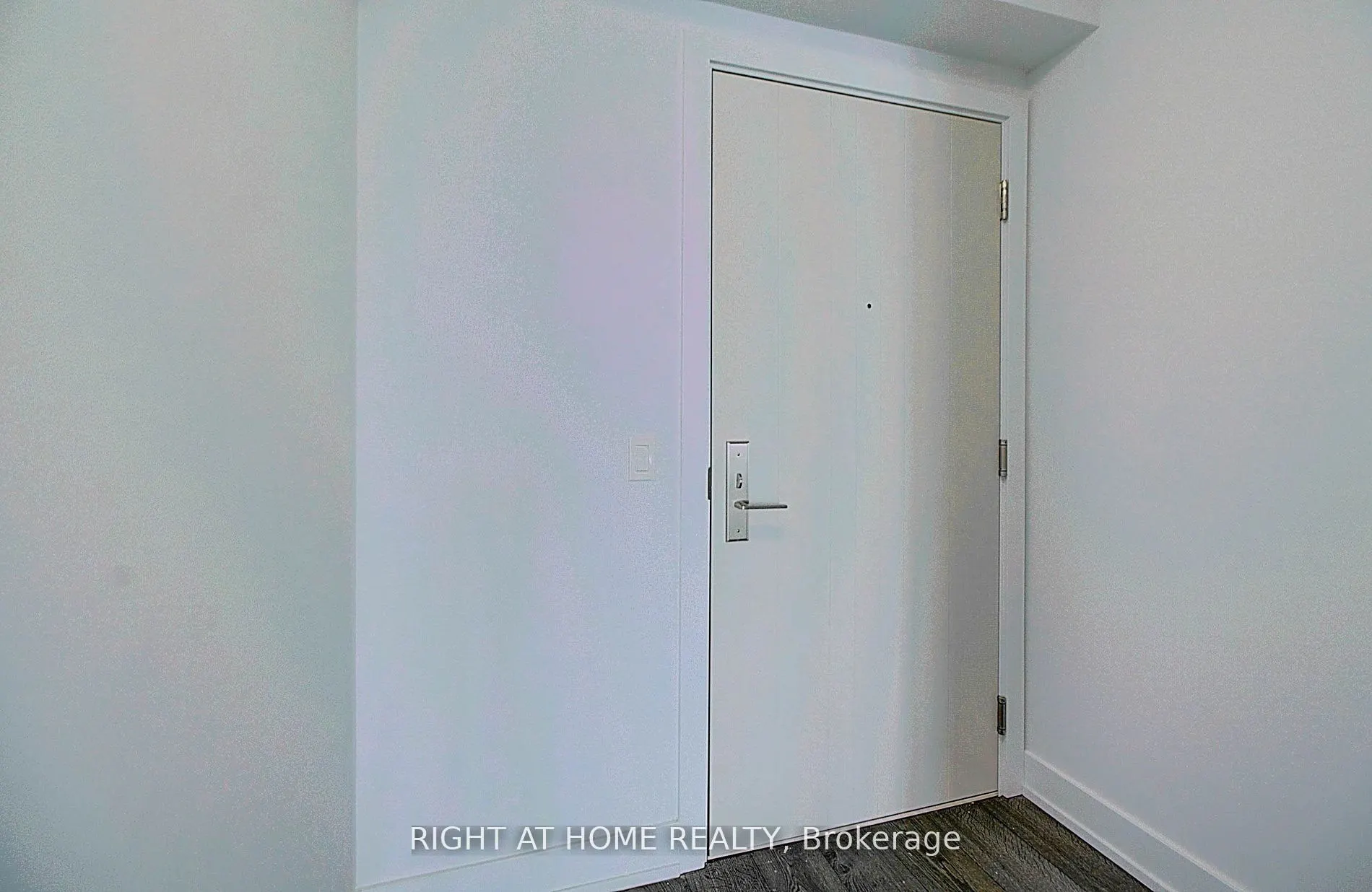 2550 Simcoe Street N, #7