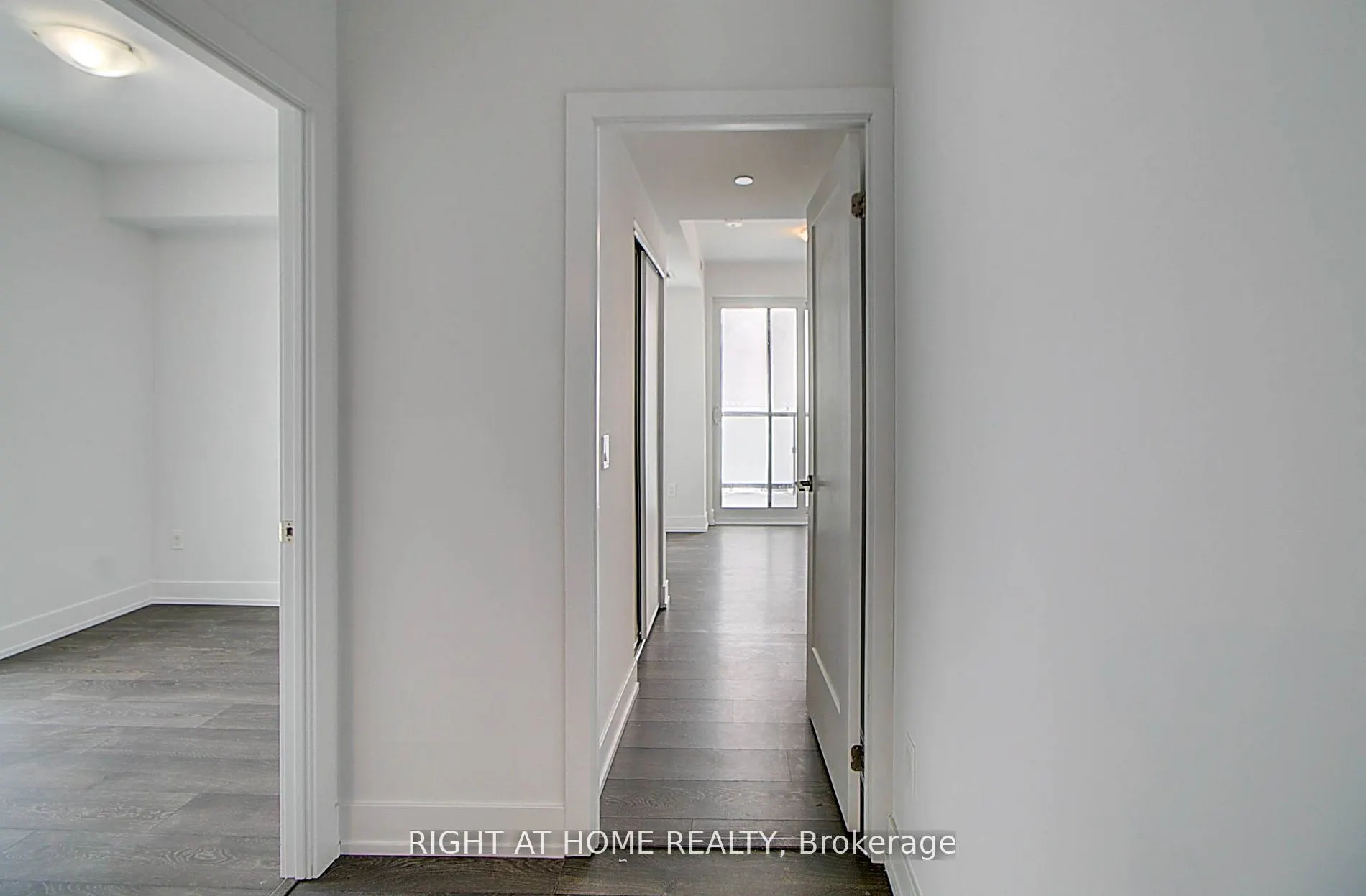 2550 Simcoe Street N, #7