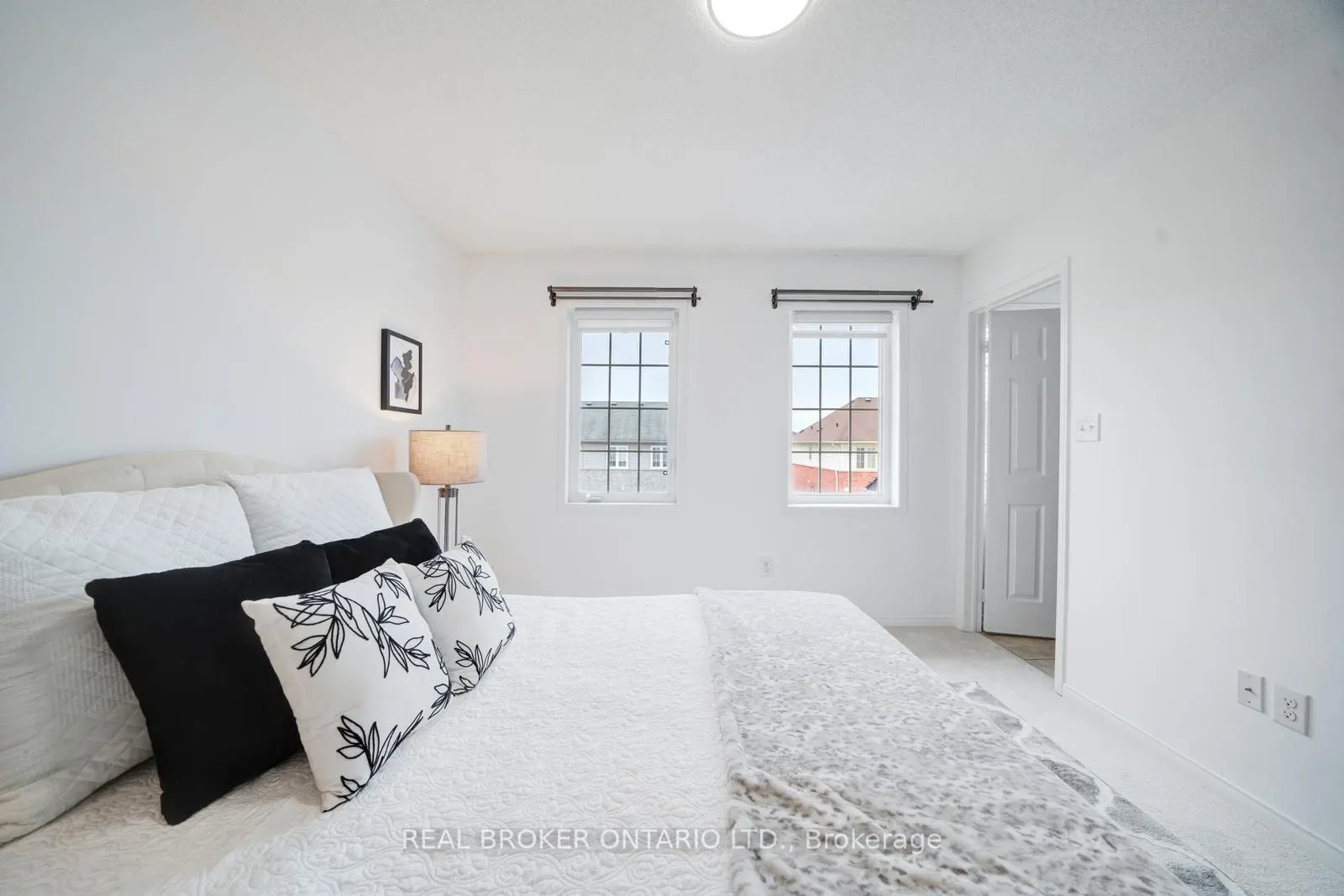 505 Rossland Road E