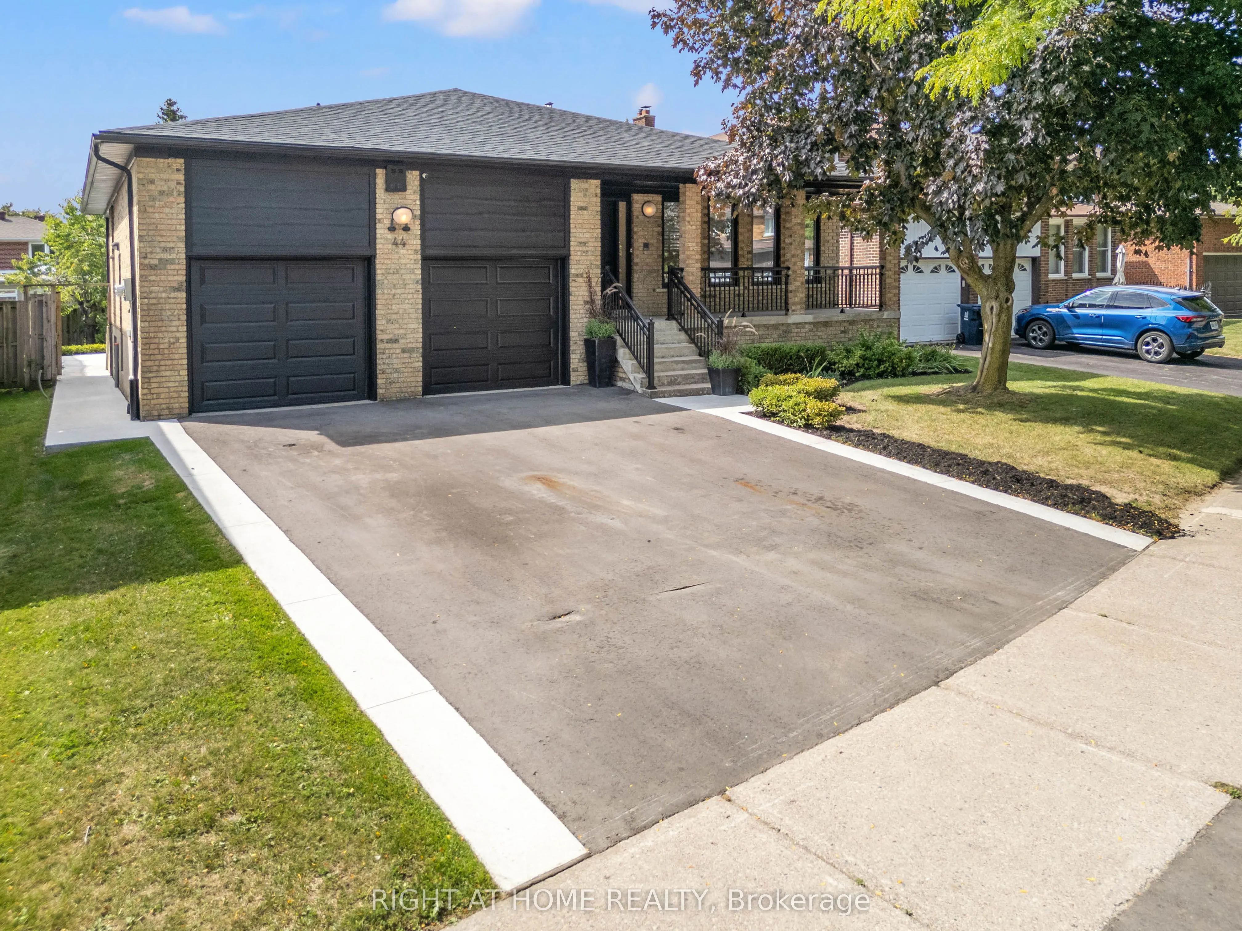 44 Beamsville Drive