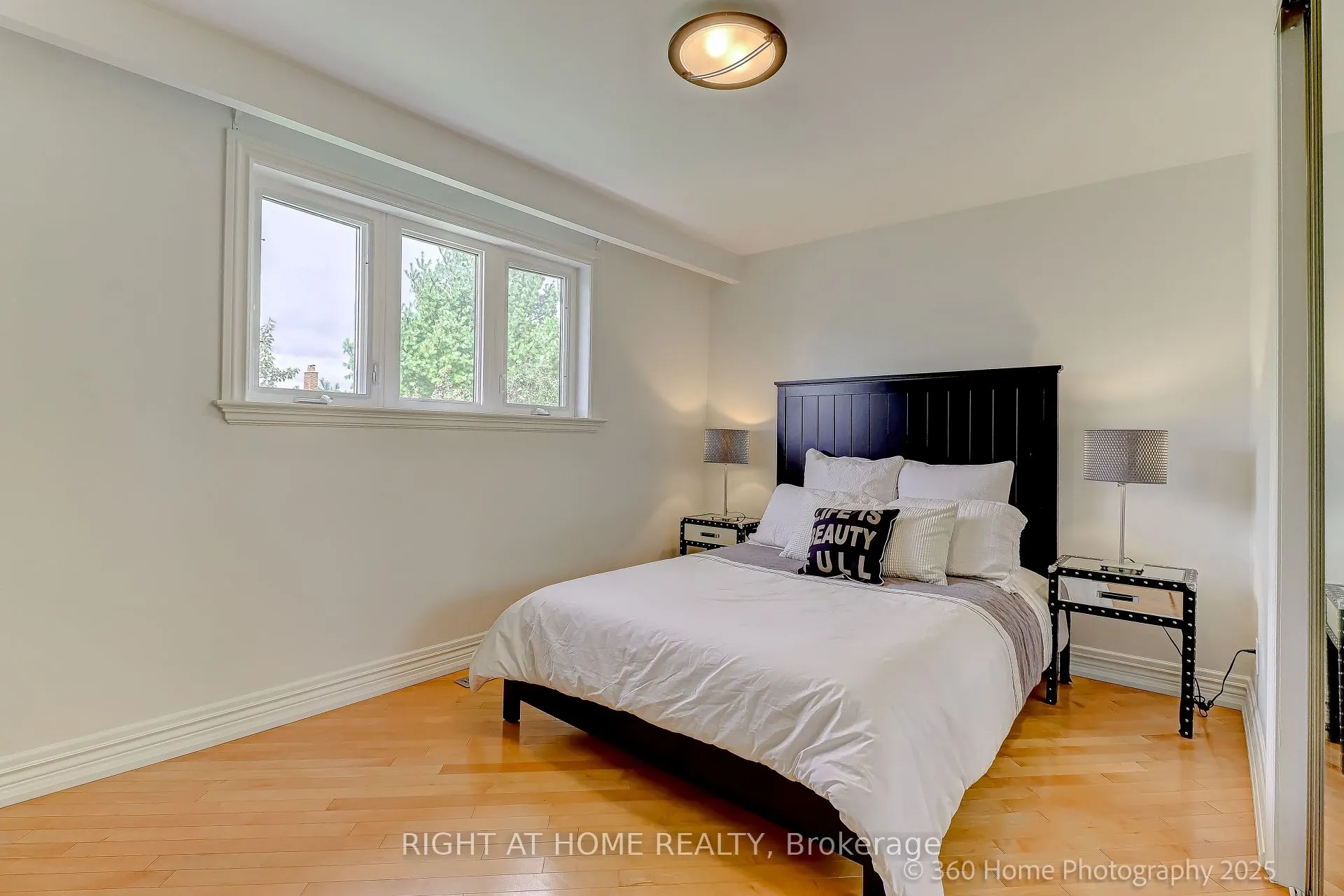 44 Beamsville Drive