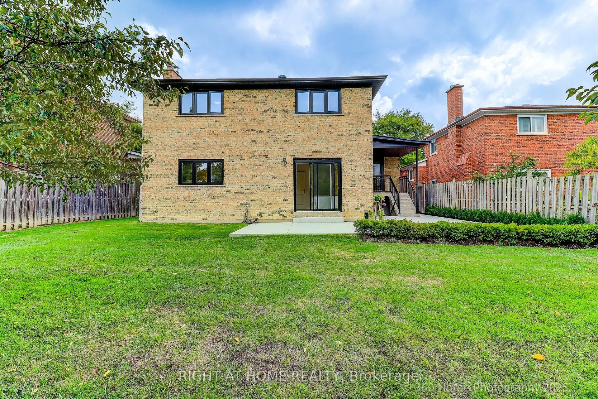 44 Beamsville Drive