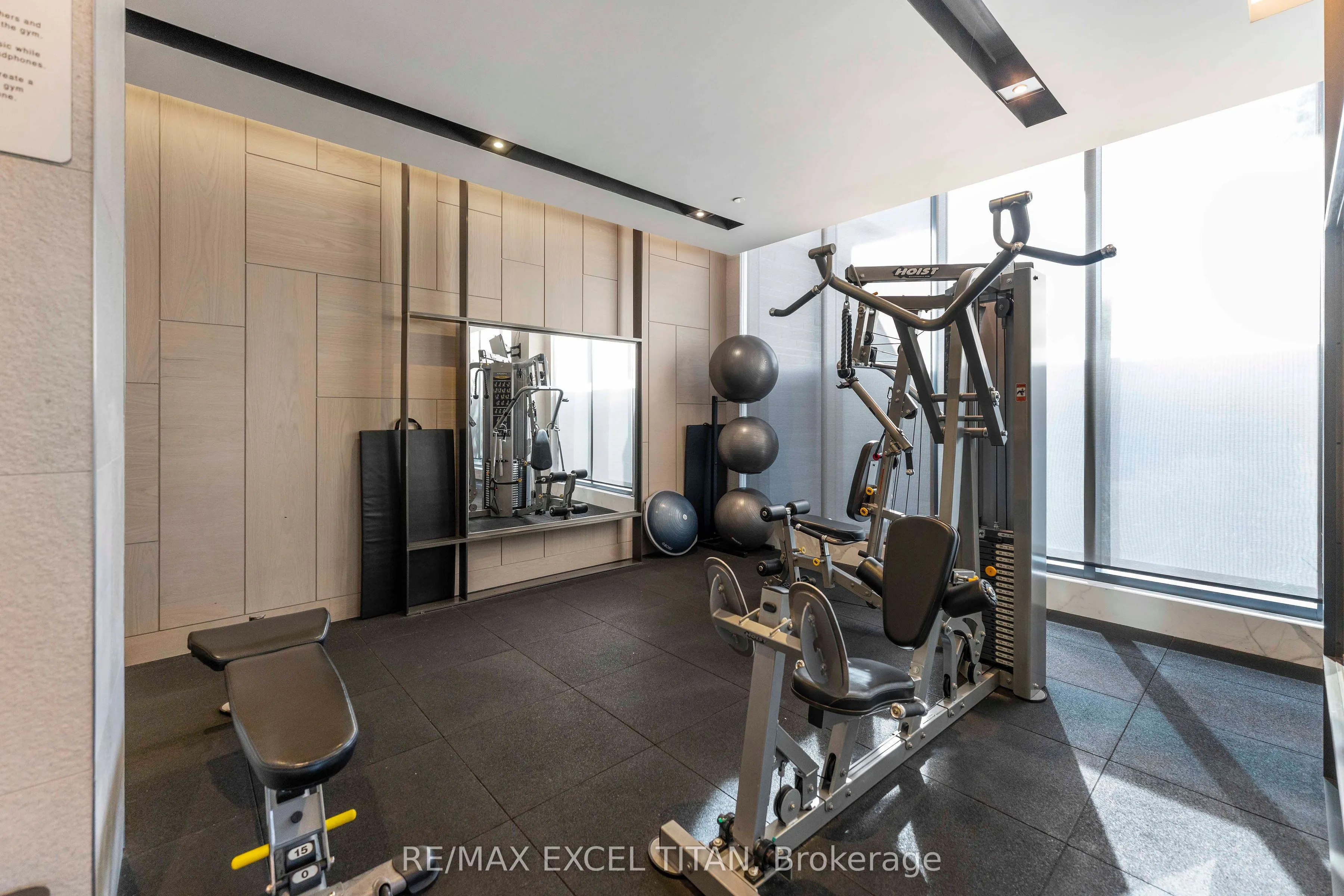 1255 Bayly Street, #1903