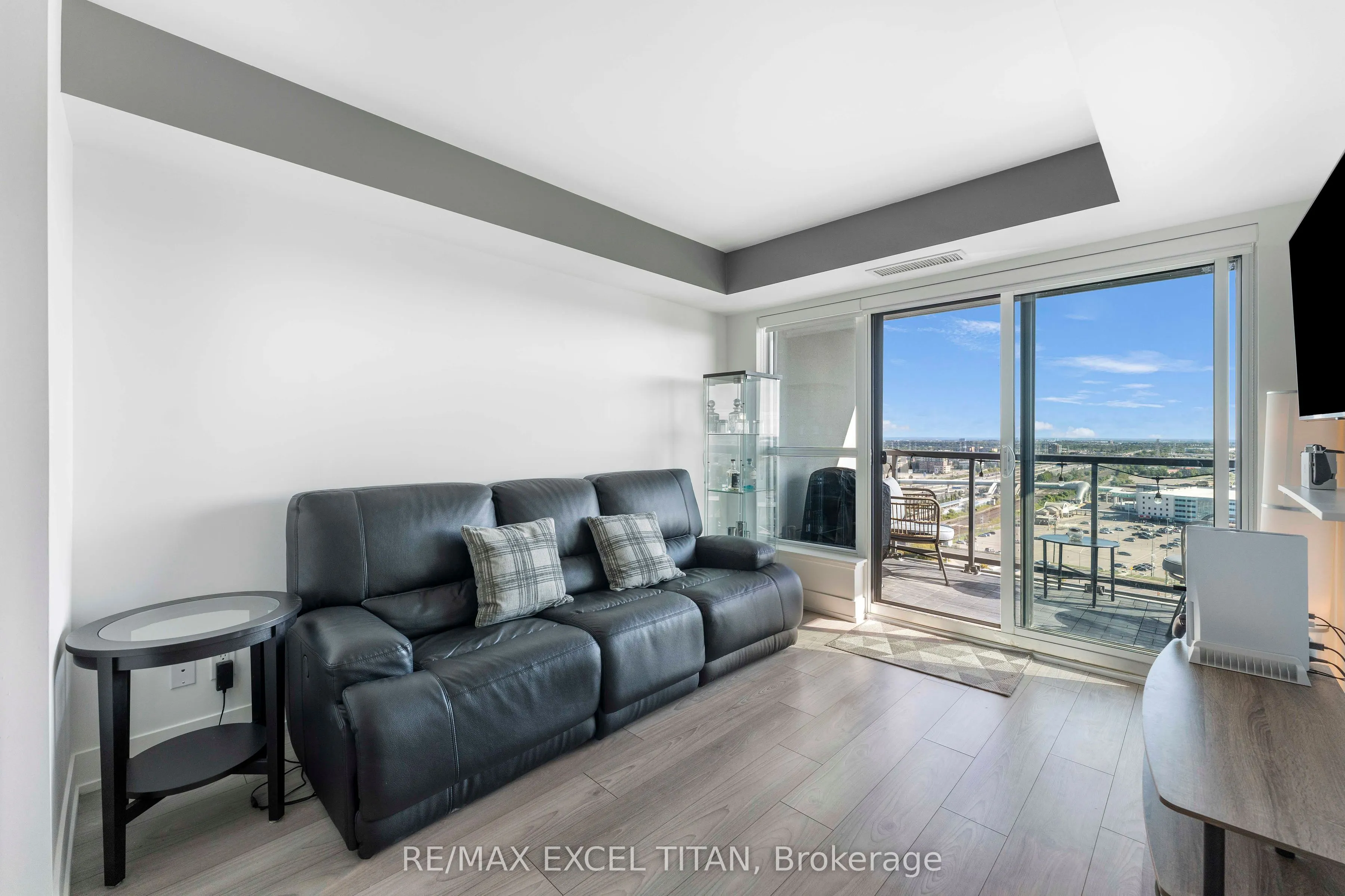 1255 Bayly Street, #1903