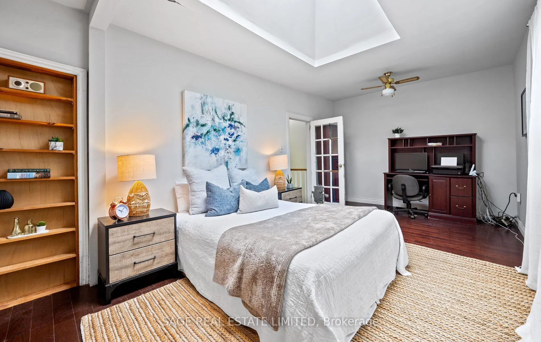 33 Avonlea Boulevard