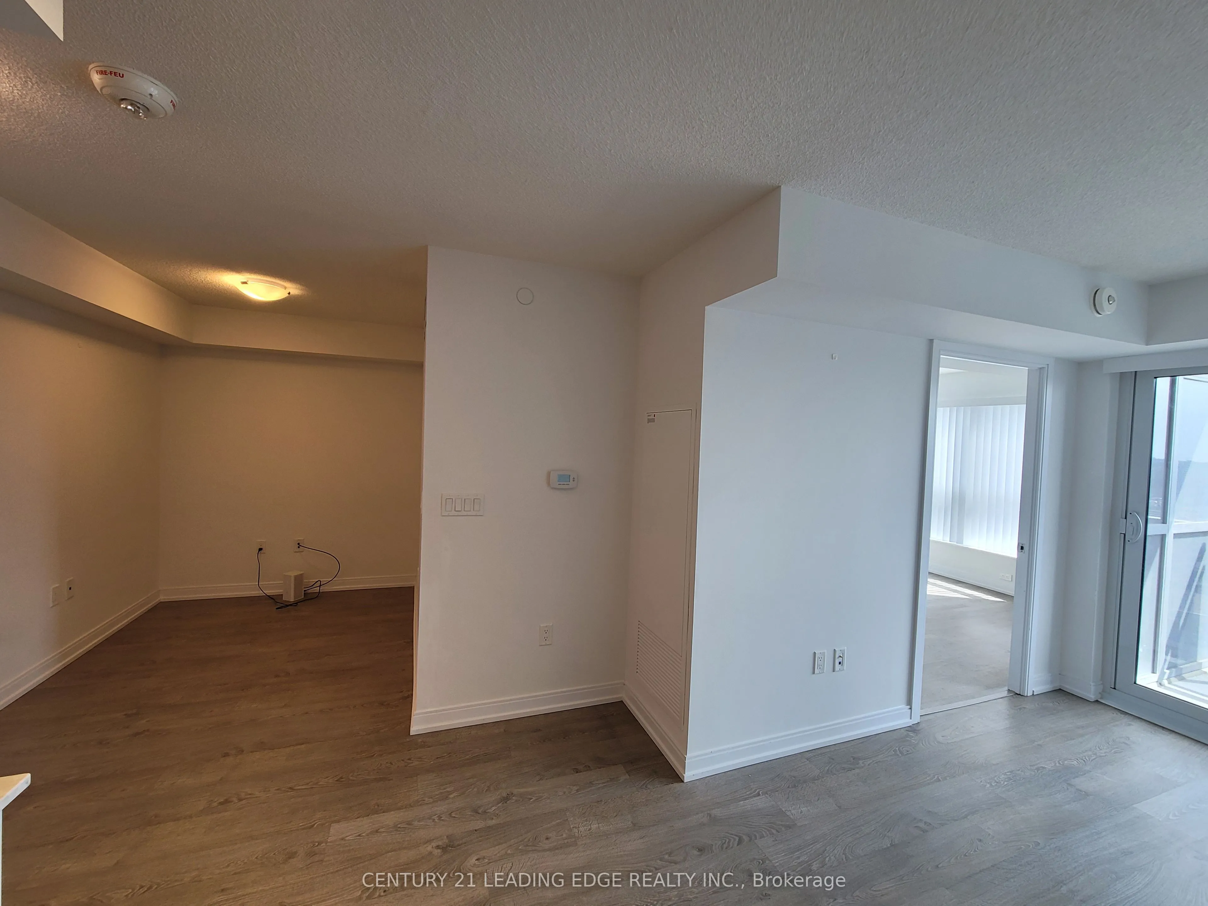 275 Village Green Square, #1525