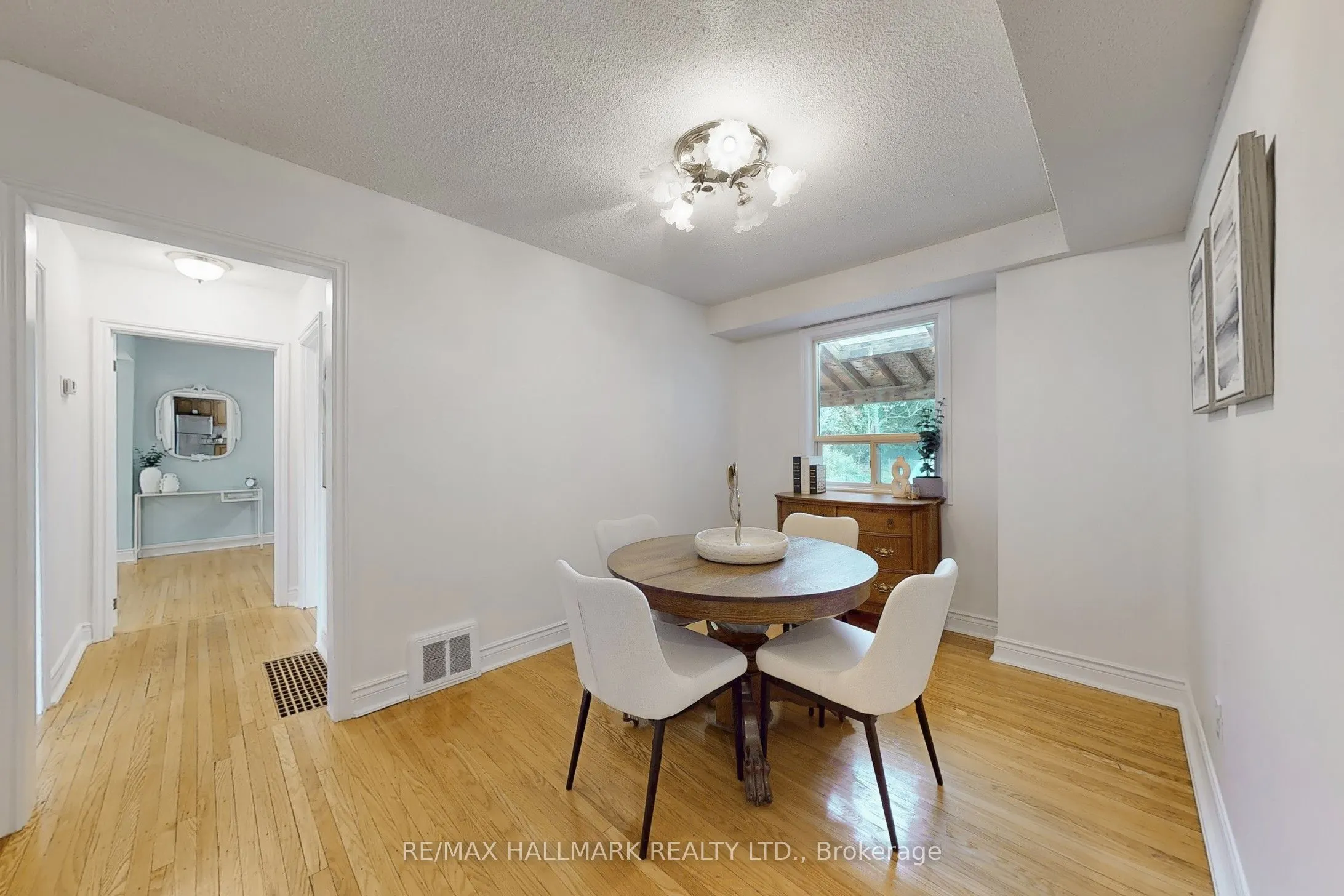 6 Gradwell Drive