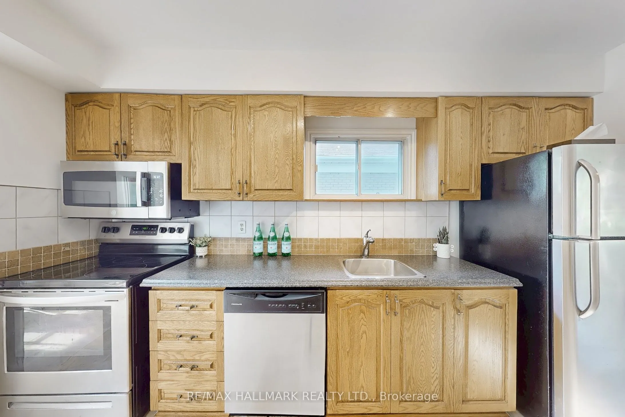 6 Gradwell Drive