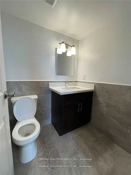 100 Wingarden Court, #1105