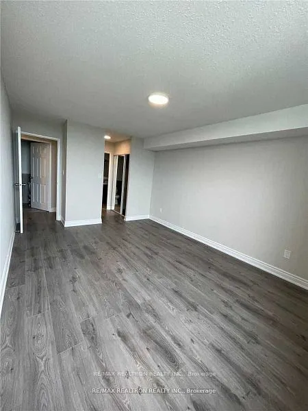 100 Wingarden Court, #1105