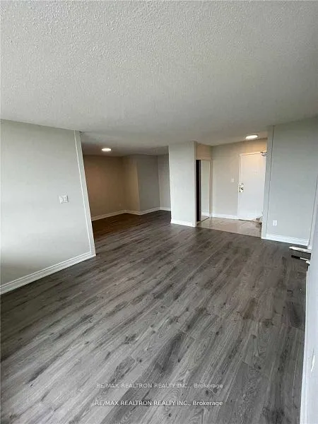 100 Wingarden Court, #1105