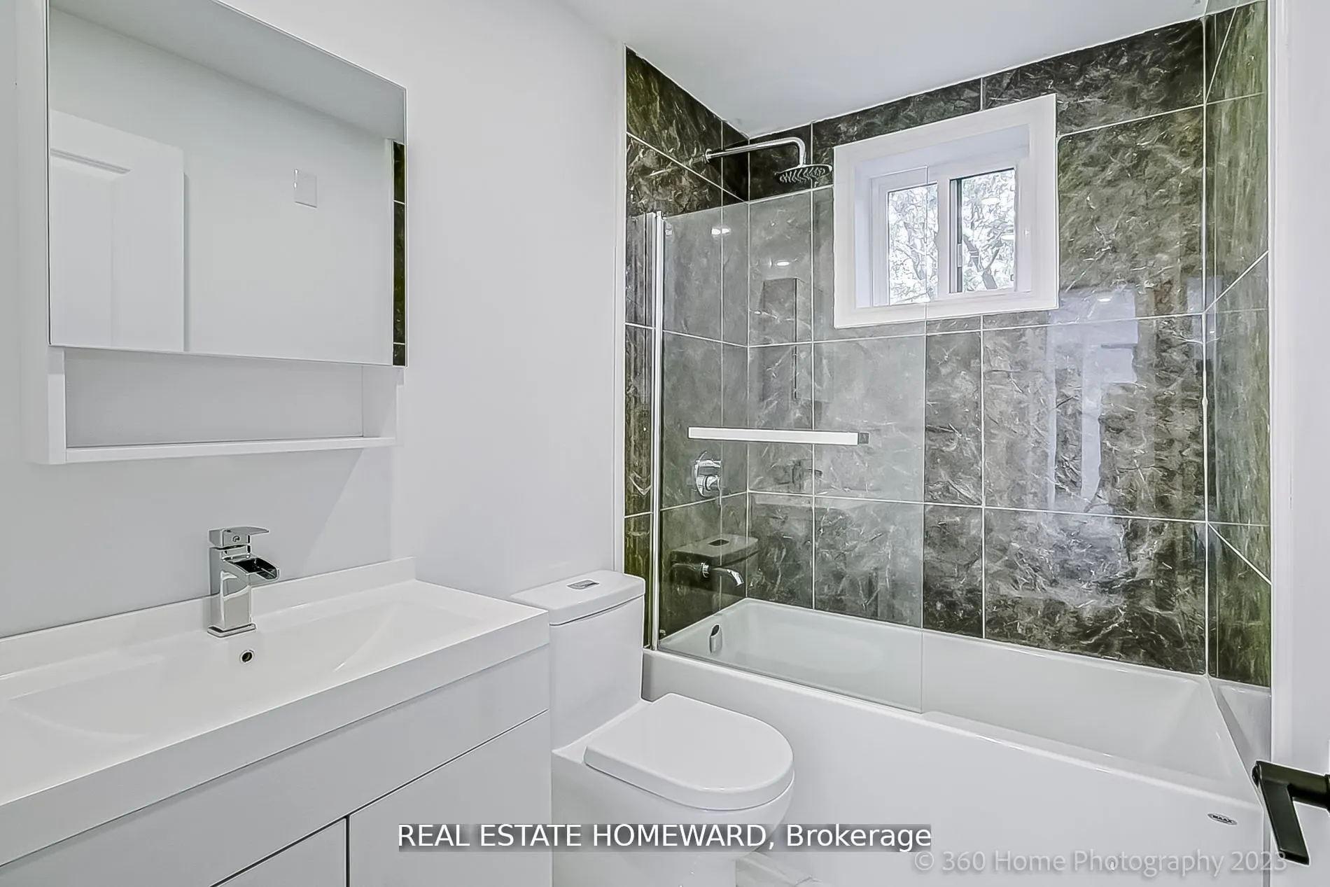 419 Woodbine Avenue, #8