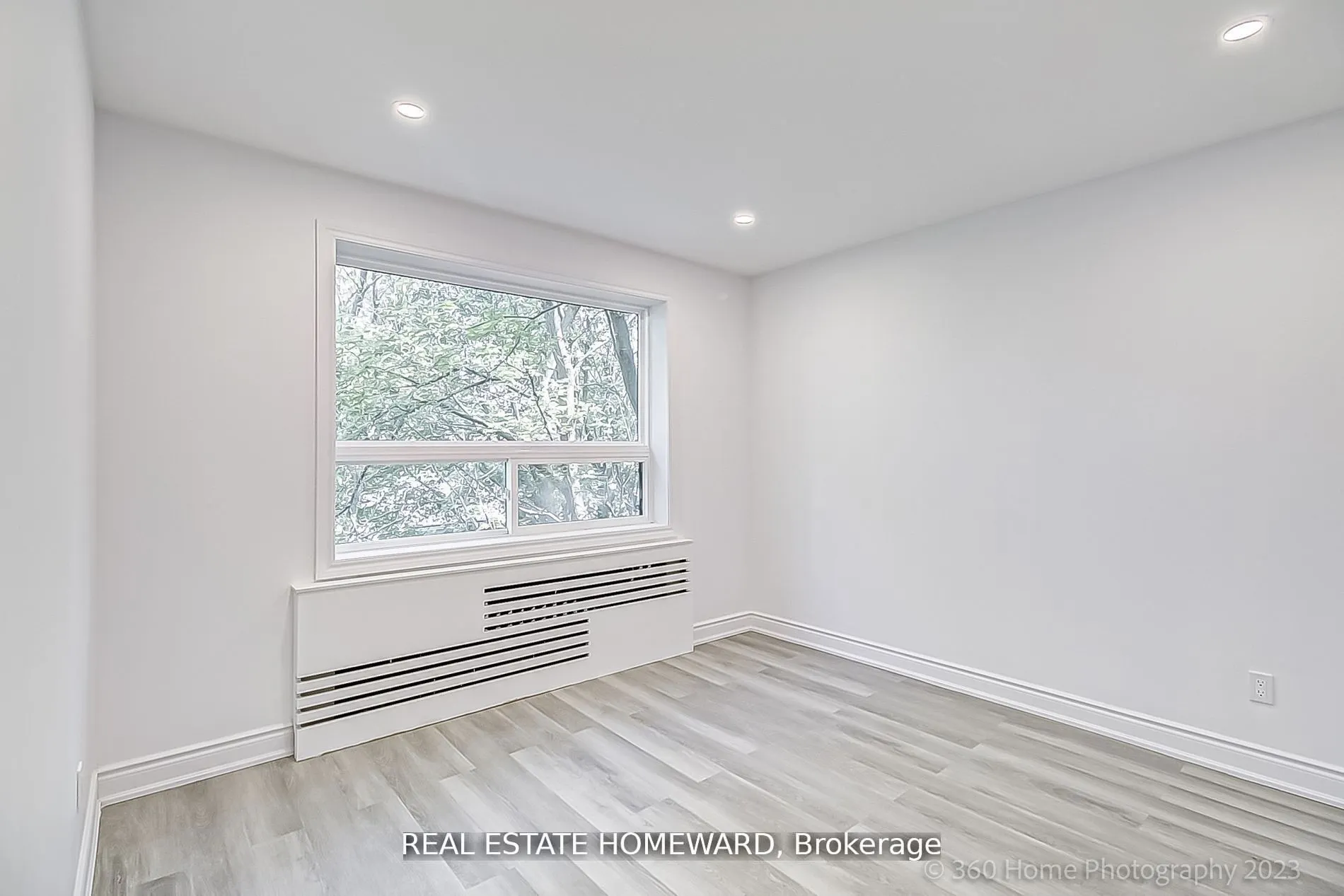 419 Woodbine Avenue, #8
