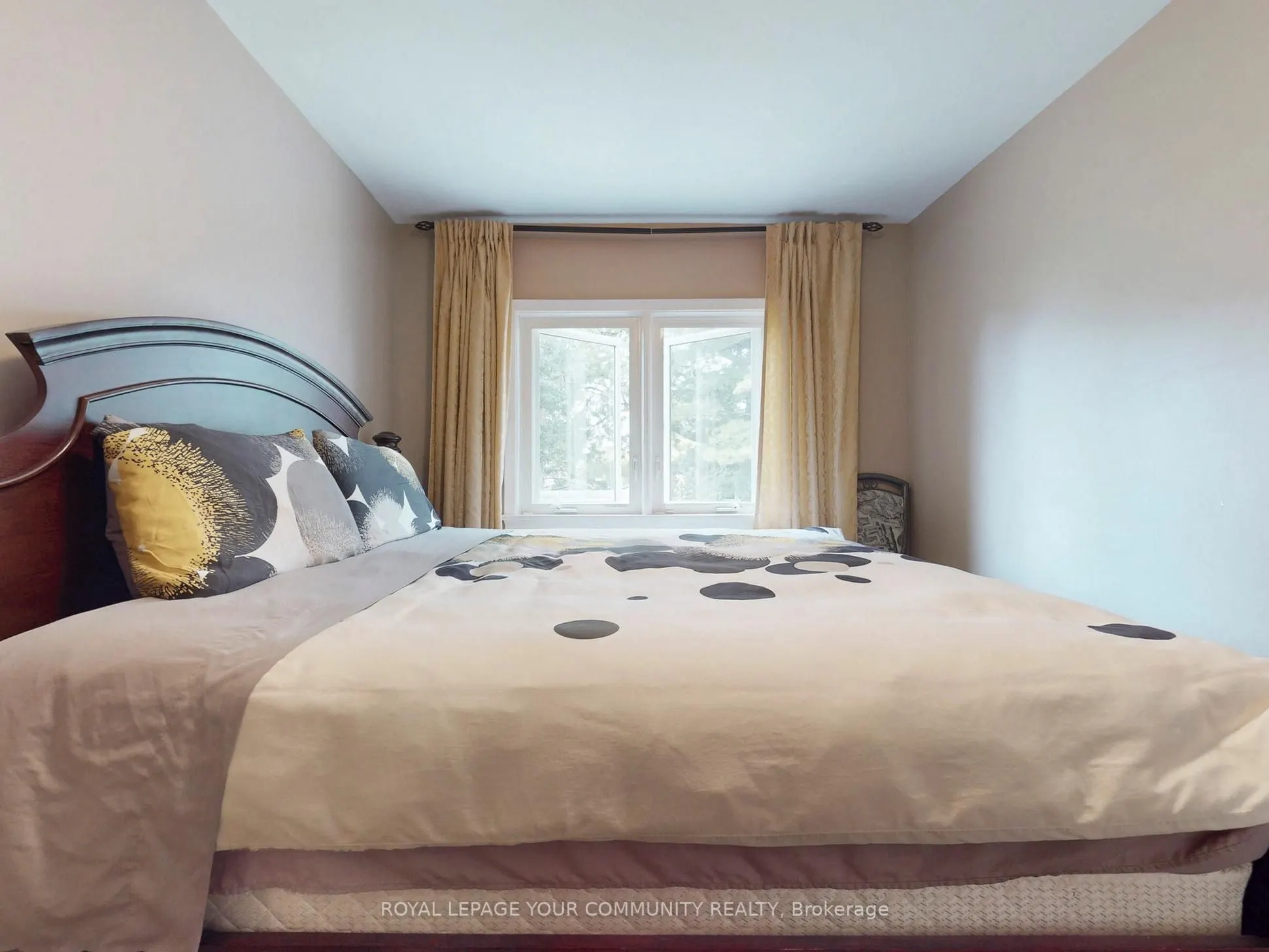 34 Droxford Avenue