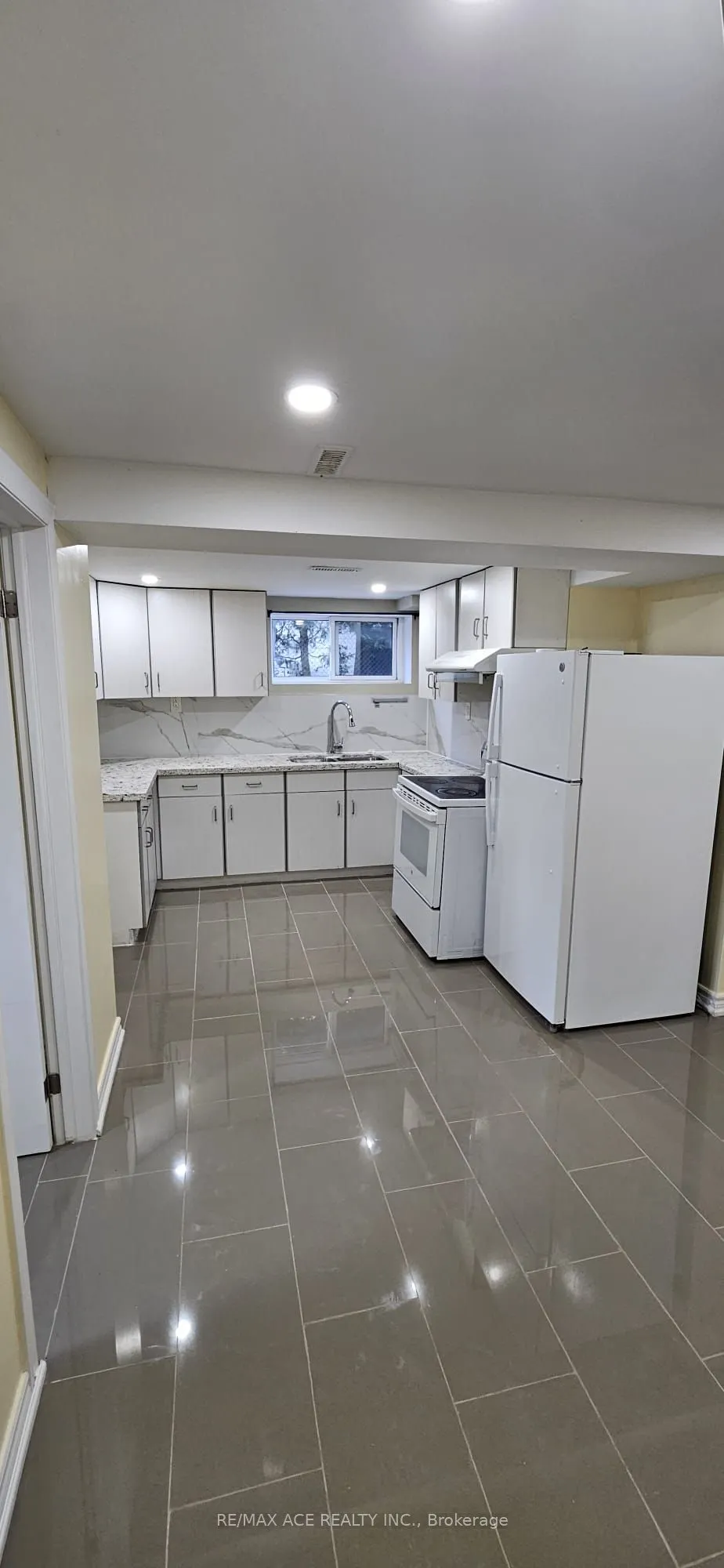 2 Botany Hill Road, #Bsmt