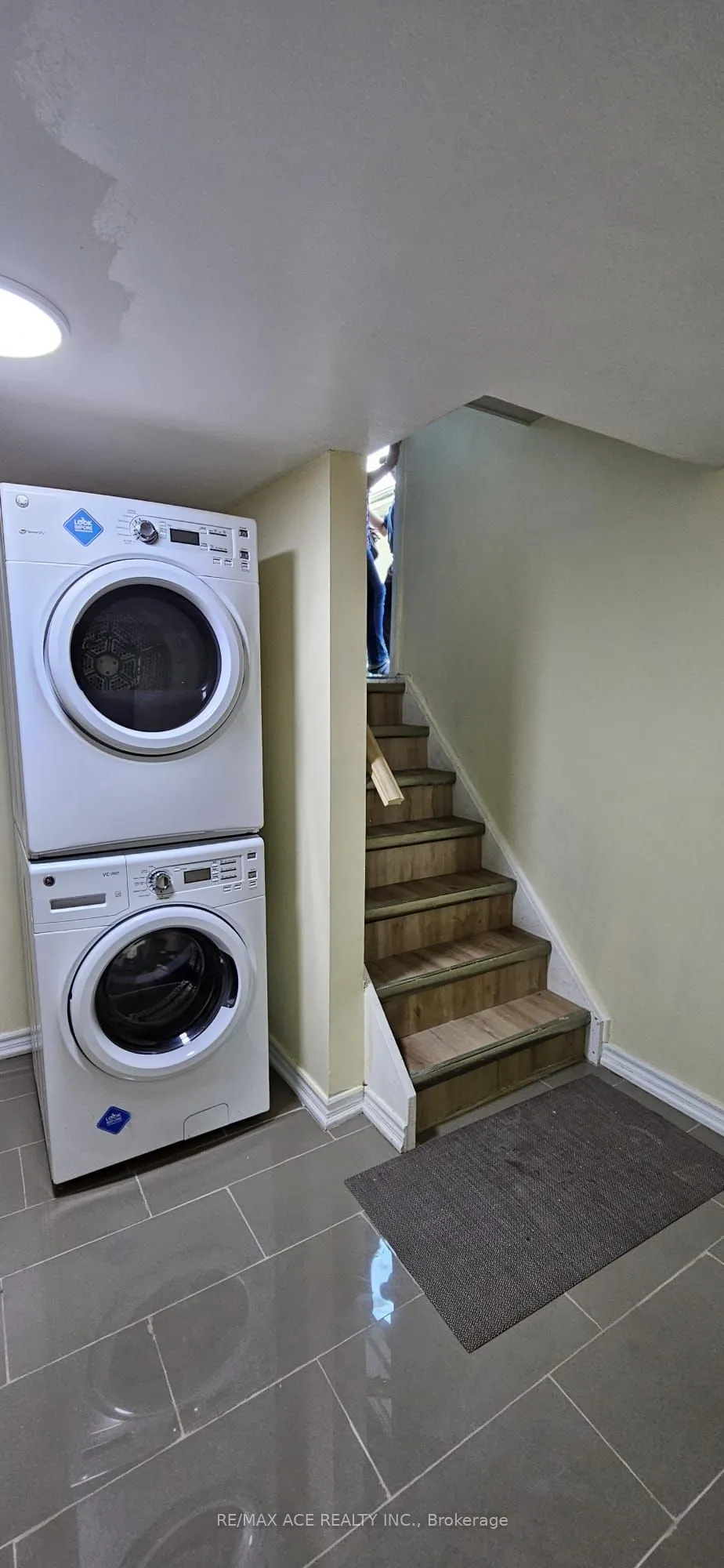 2 Botany Hill Road, #Bsmt