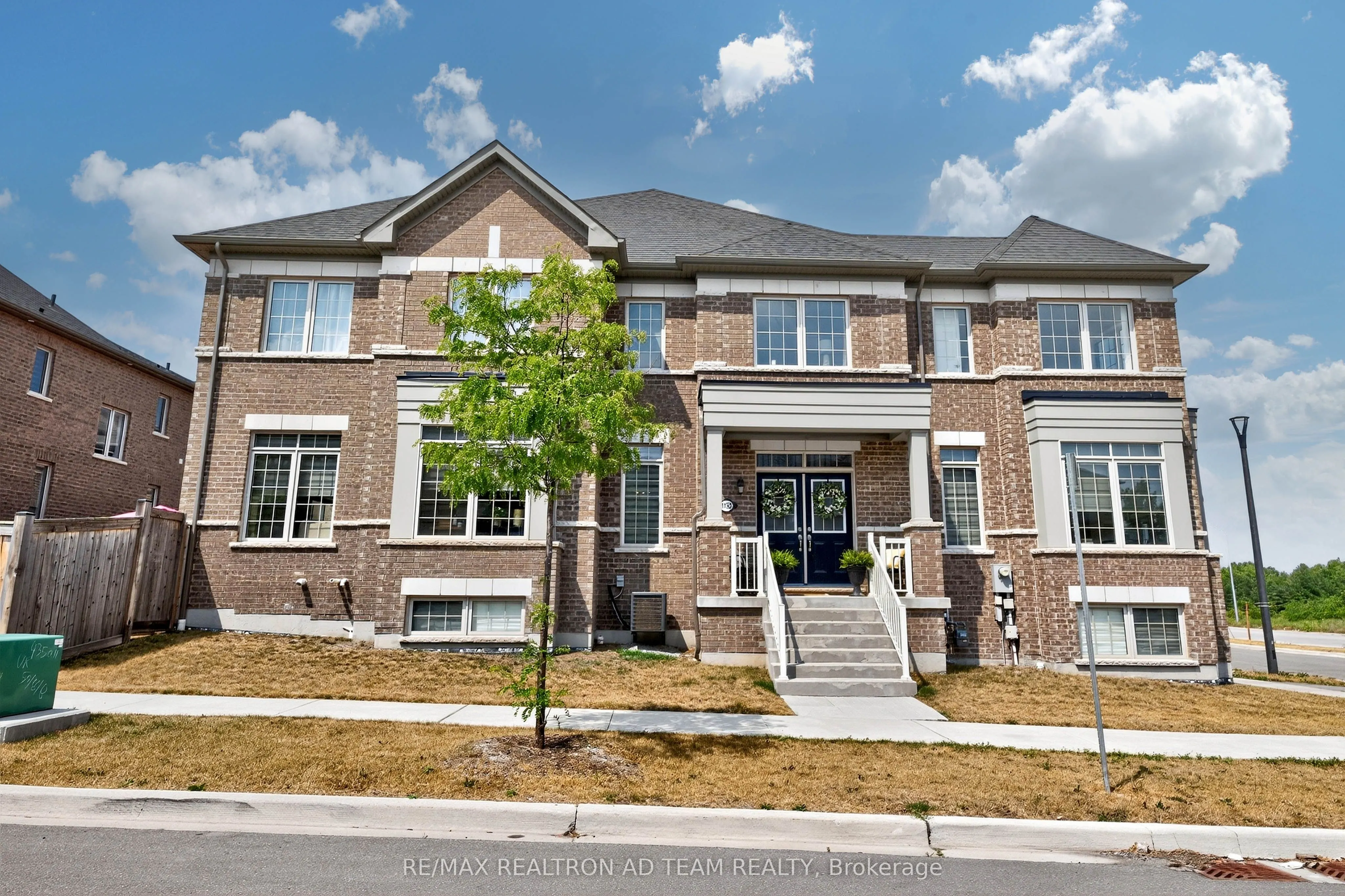 1153 Enchanted Crescent