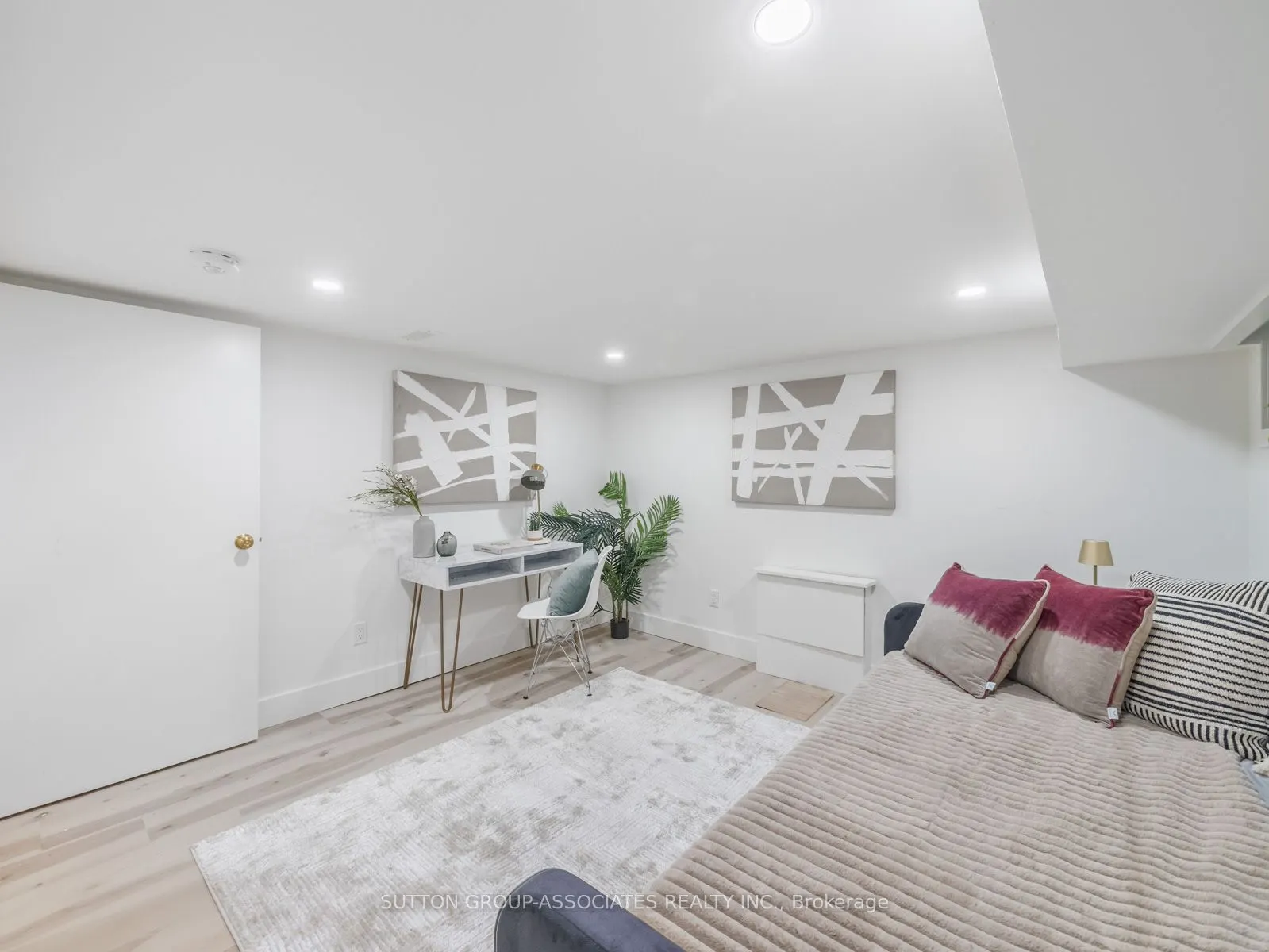 35 Roseheath Avenue
