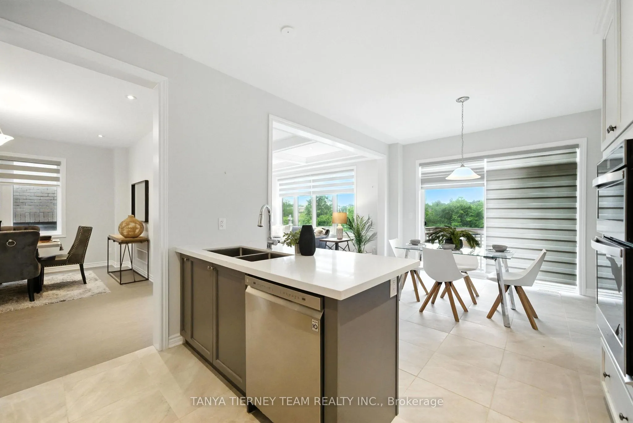 95 Bremner Street