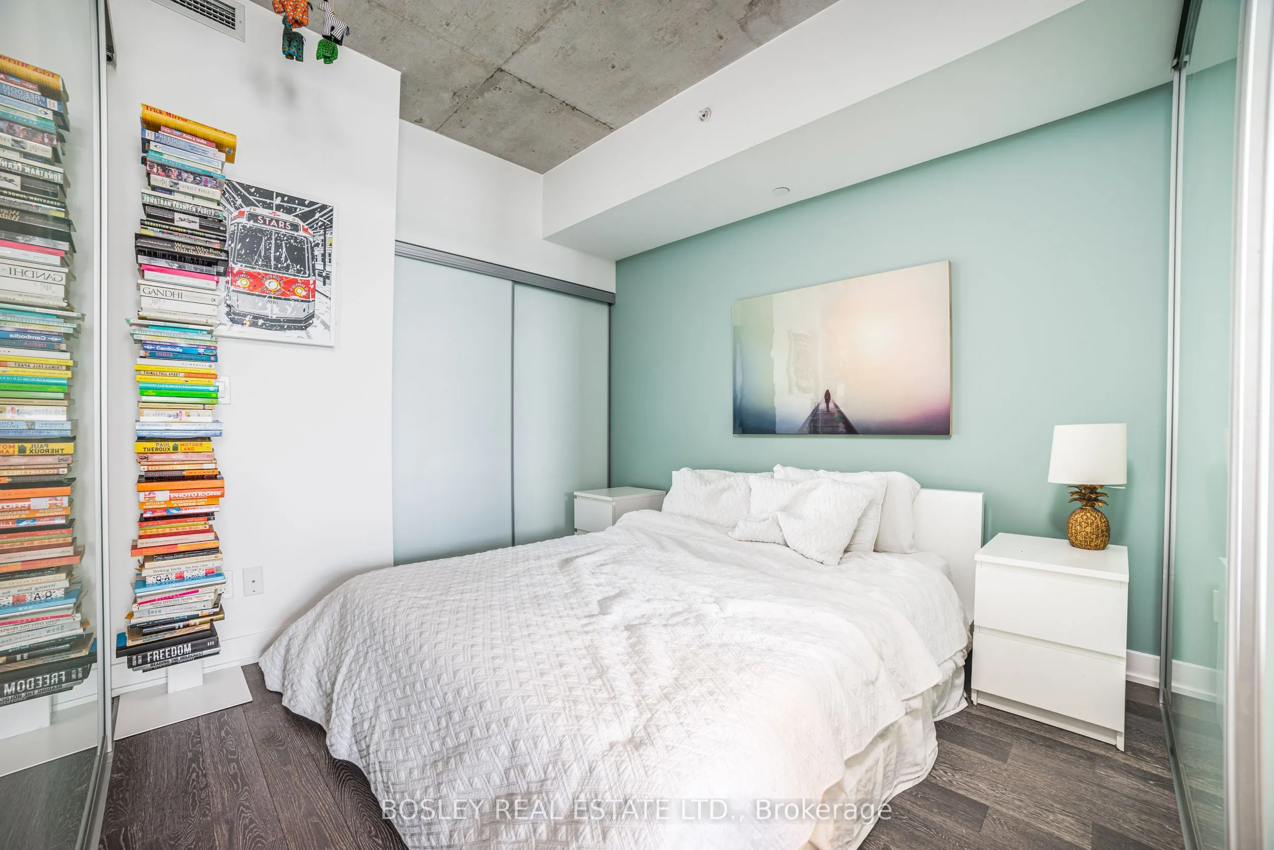 1190 Dundas Street, #601