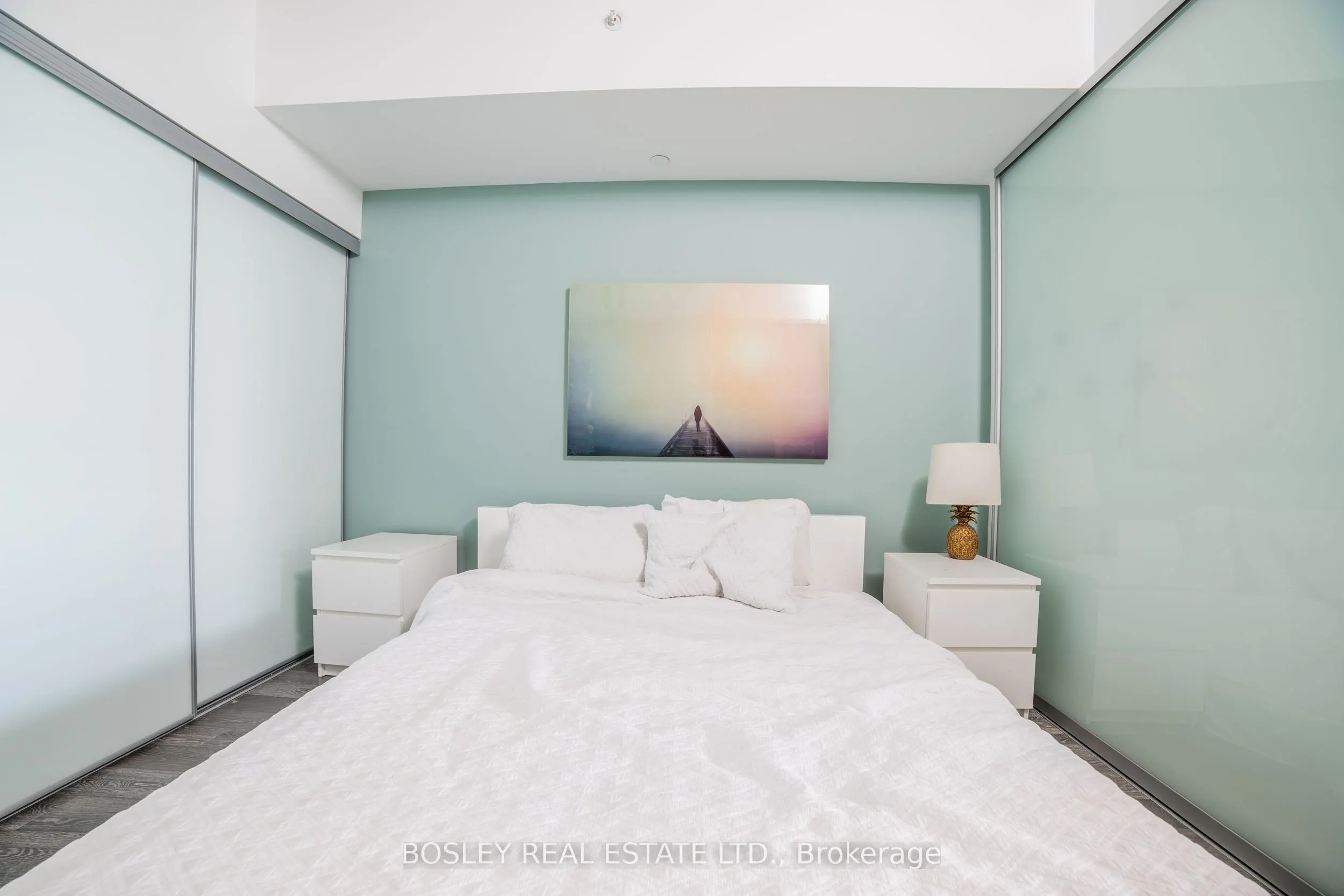 1190 Dundas Street, #601