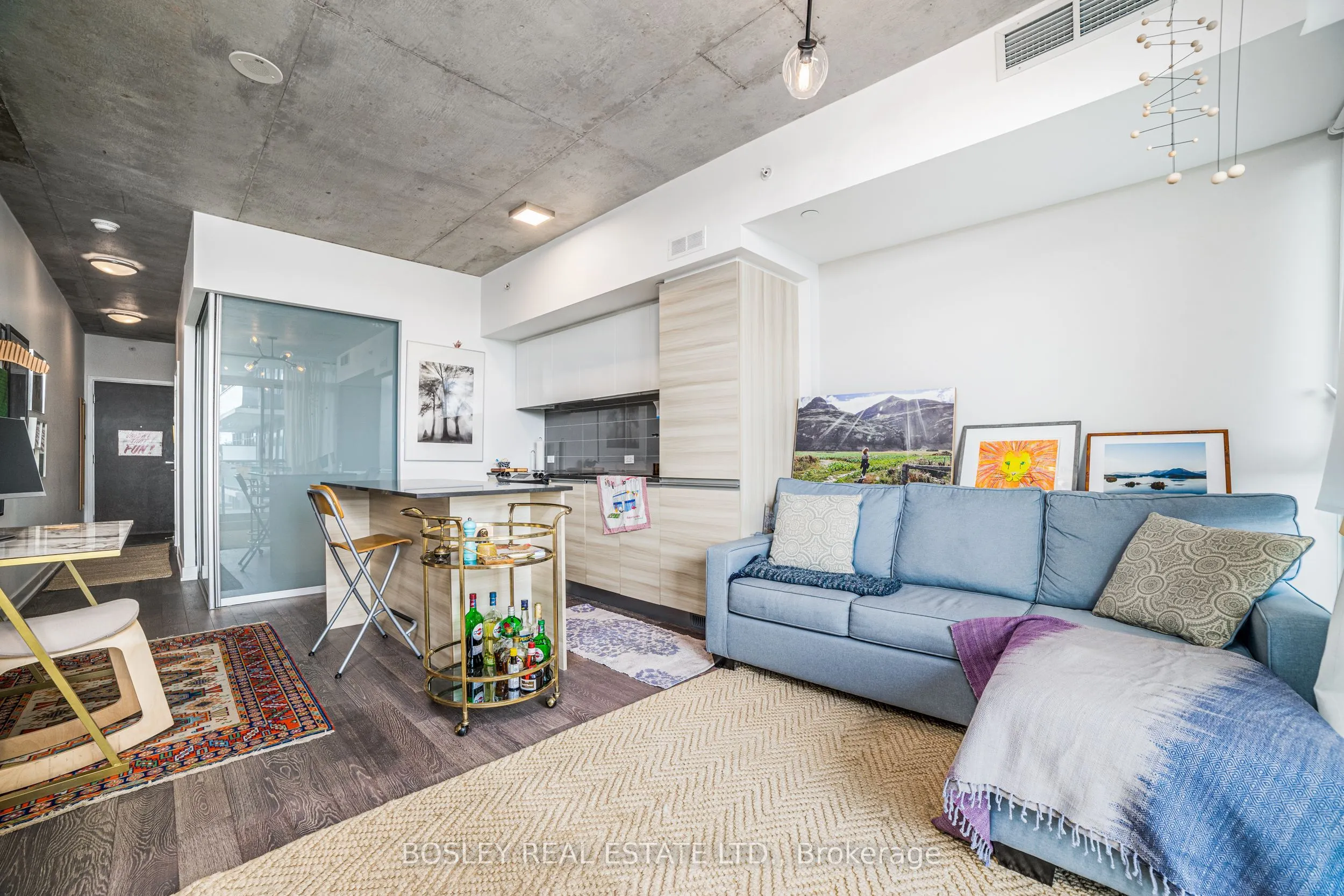1190 Dundas Street, #601