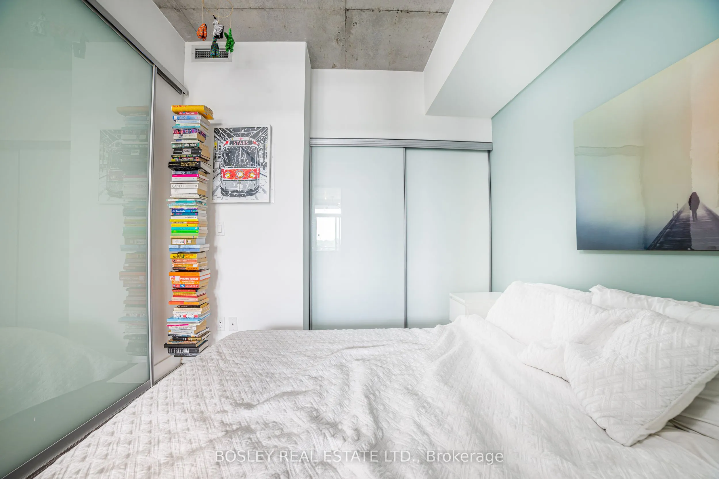 1190 Dundas Street, #601