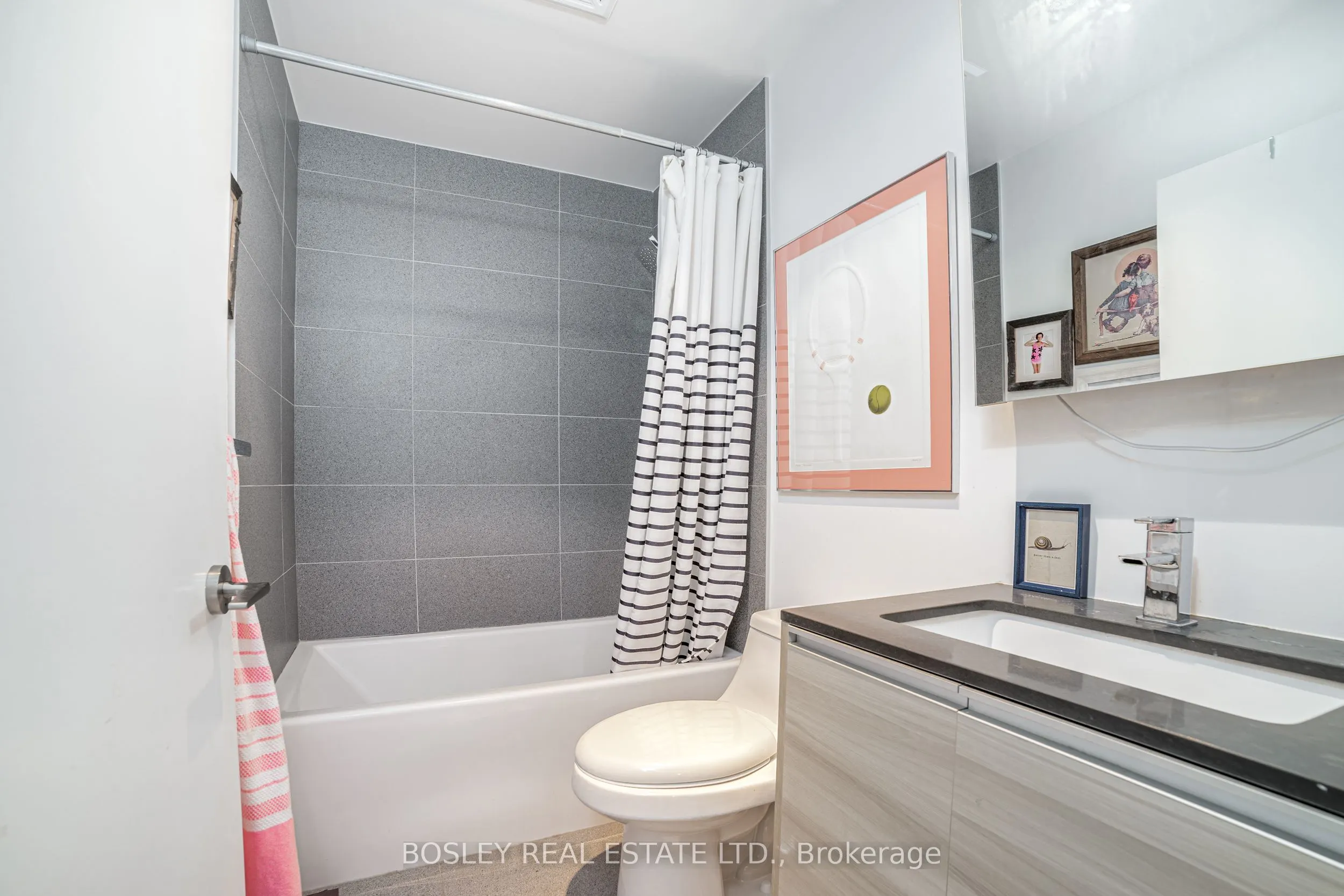 1190 Dundas Street, #601
